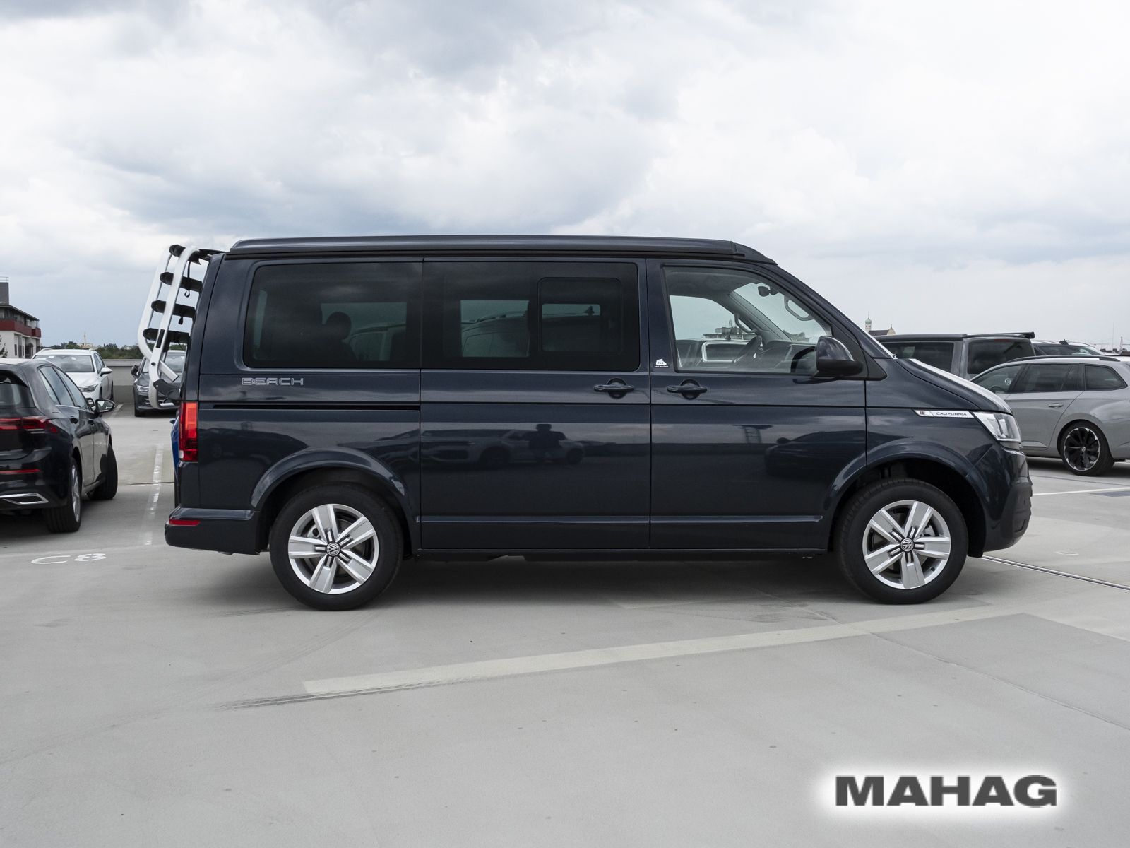 Fahrzeugabbildung Volkswagen T6.1 California Beach Camper 2,0l 110kW TDI DSG