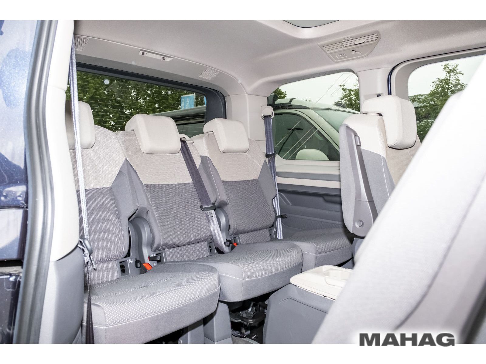 Fahrzeugabbildung Volkswagen T7 Multivan Life