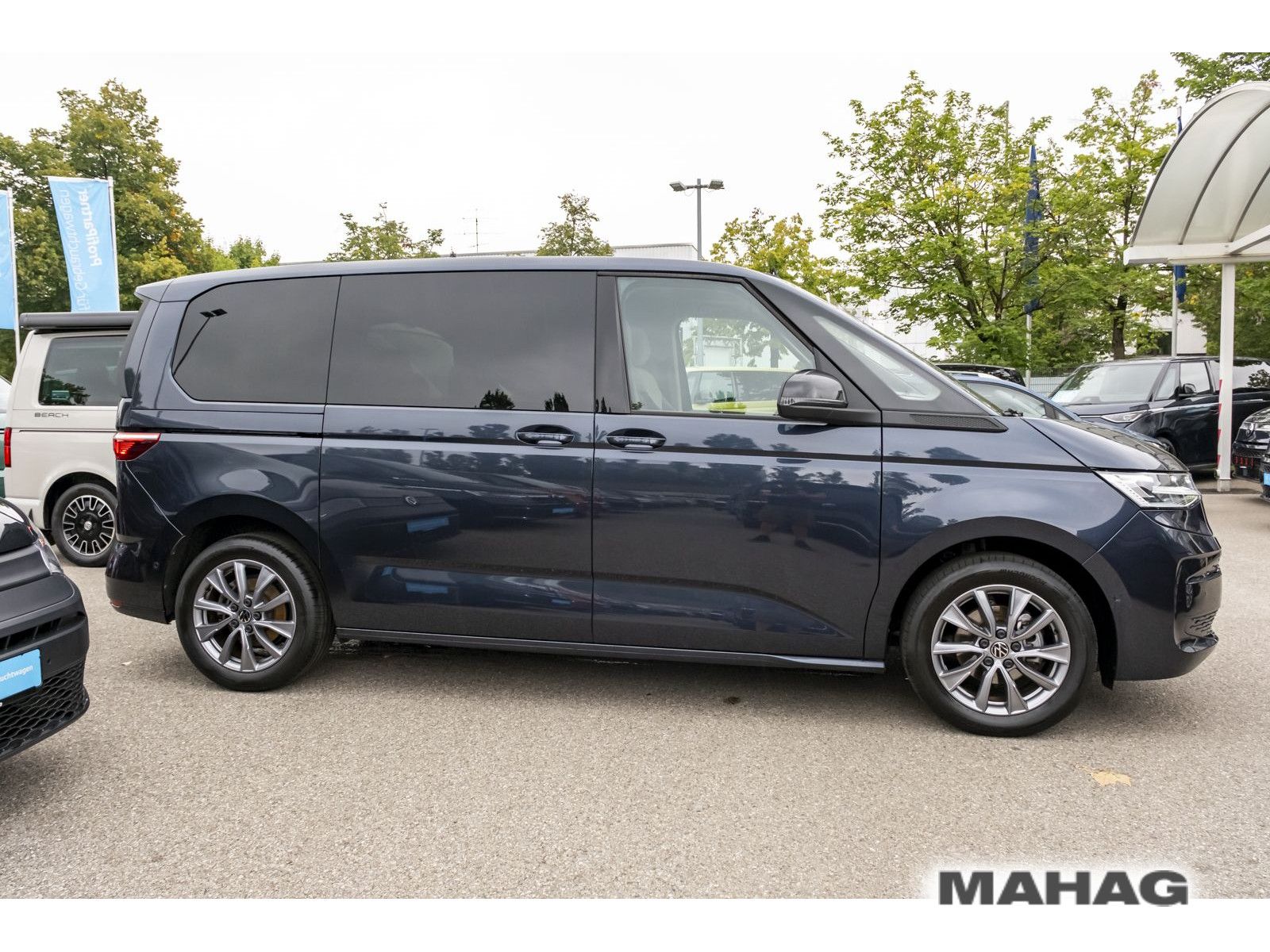 Fahrzeugabbildung Volkswagen T7 Multivan Life