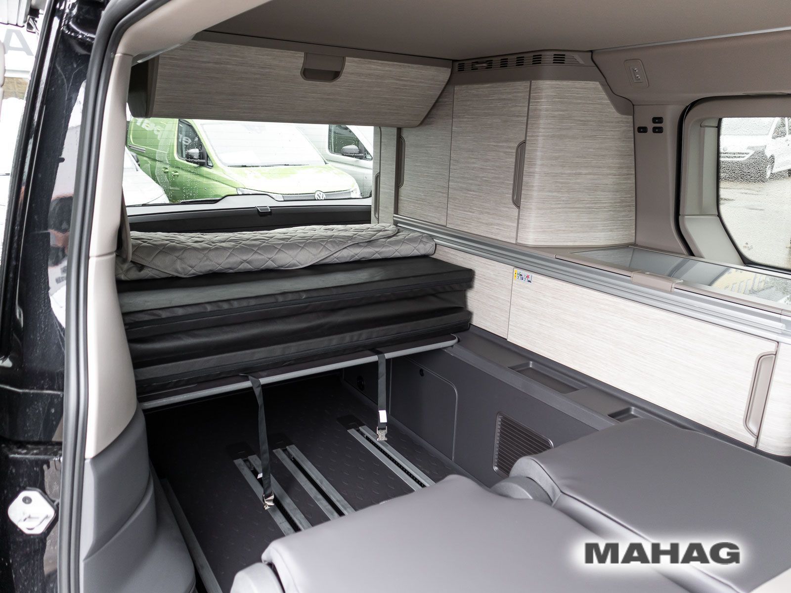 Fahrzeugabbildung Volkswagen T7 California Ocean