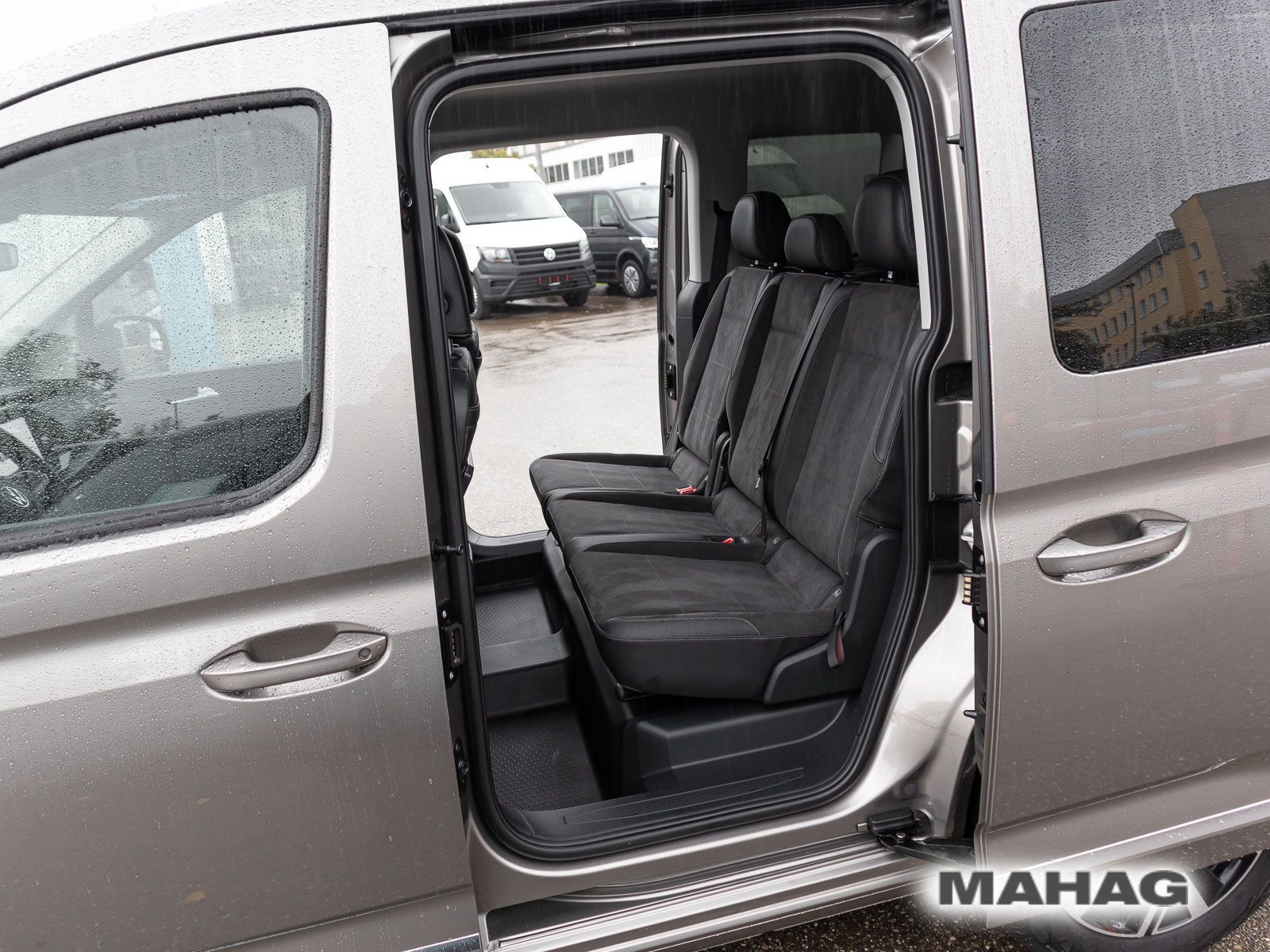 Fahrzeugabbildung Volkswagen Caddy Style 5-Sitzer 1,5 l 84 kW TSI EU6 Frontan