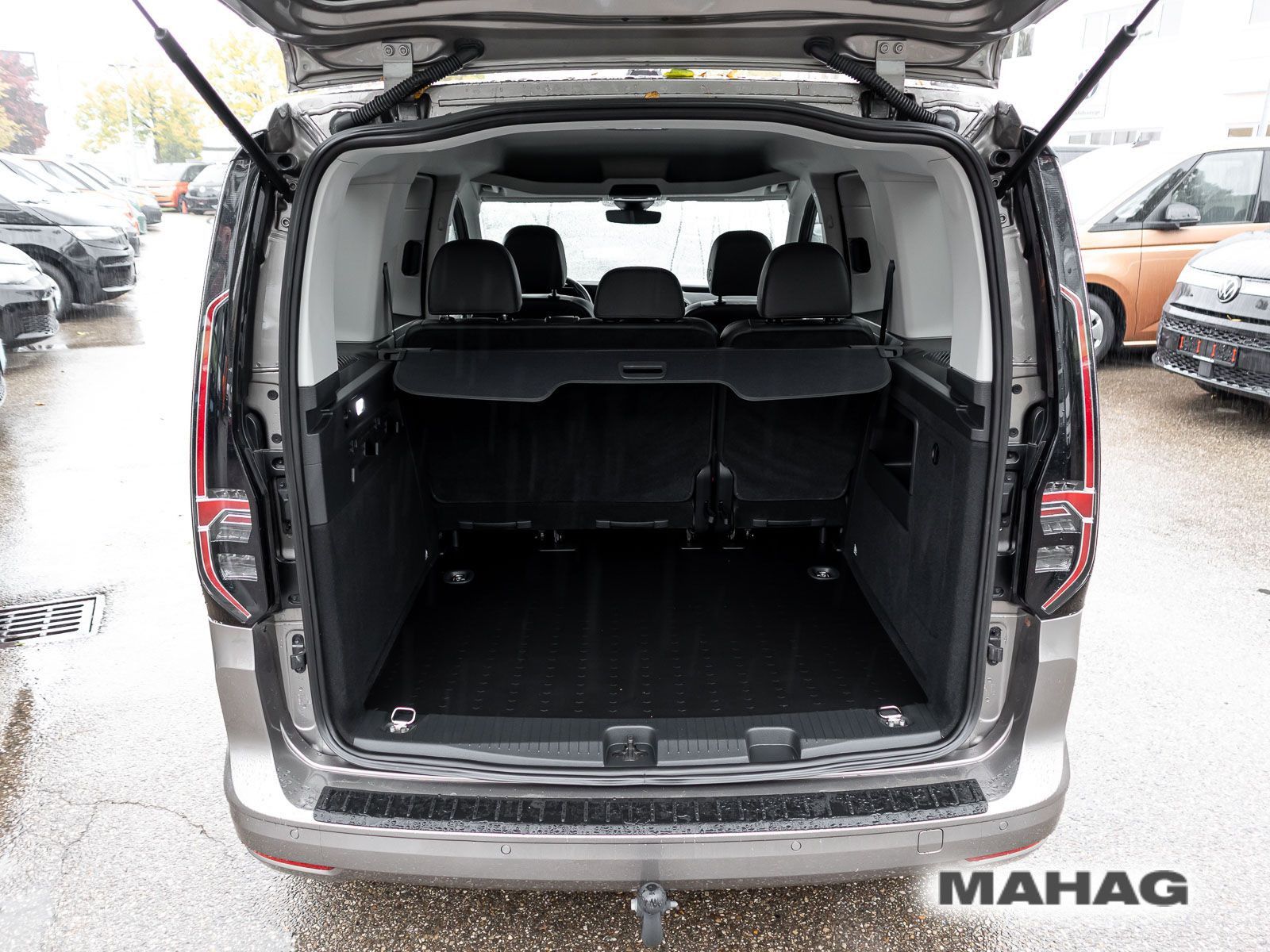 Fahrzeugabbildung Volkswagen Caddy Style 5-Sitzer 1,5 l 84 kW TSI EU6 Frontan