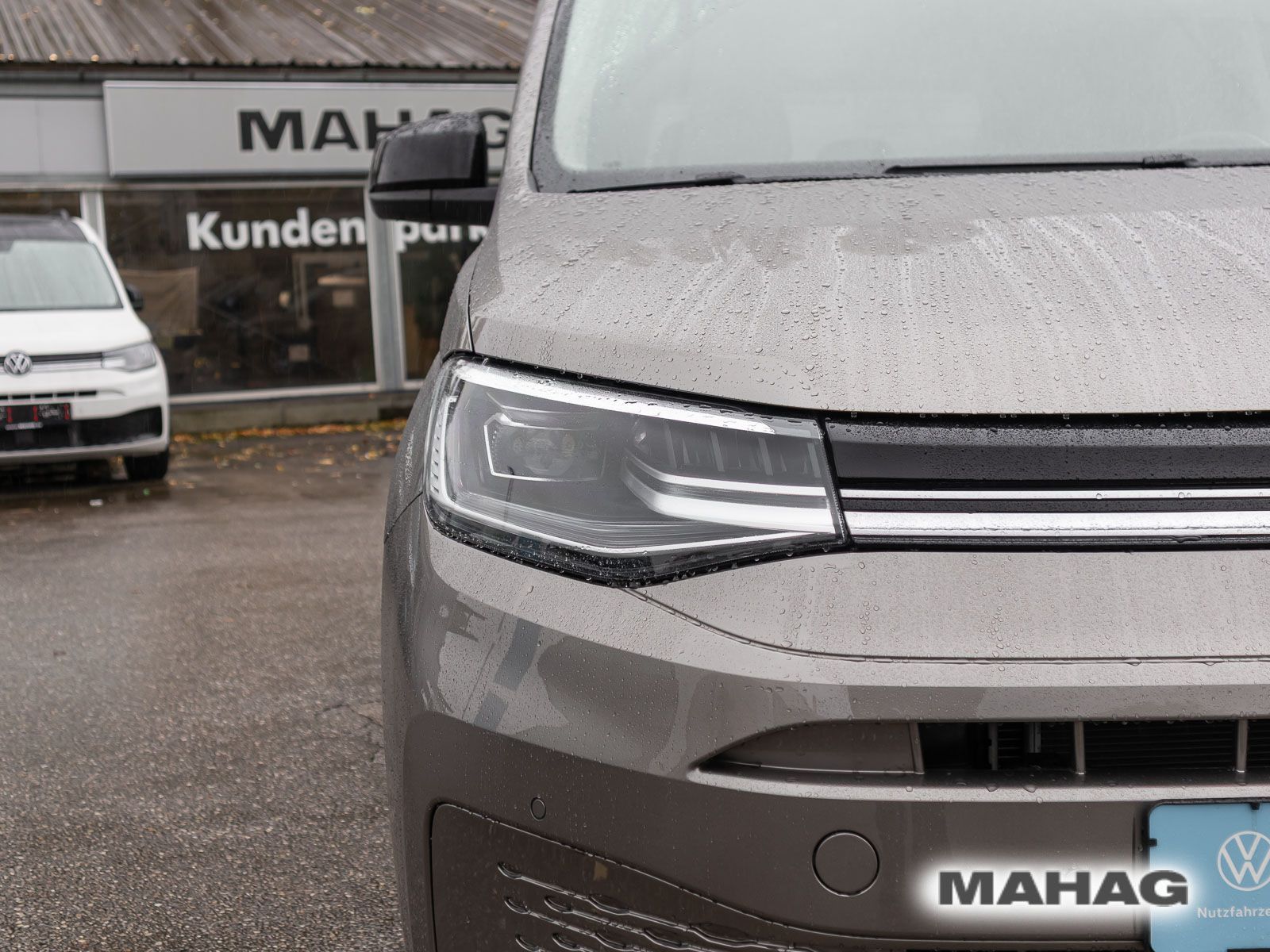 Fahrzeugabbildung Volkswagen Caddy Style 5-Sitzer 1,5 l 84 kW TSI EU6 Frontan