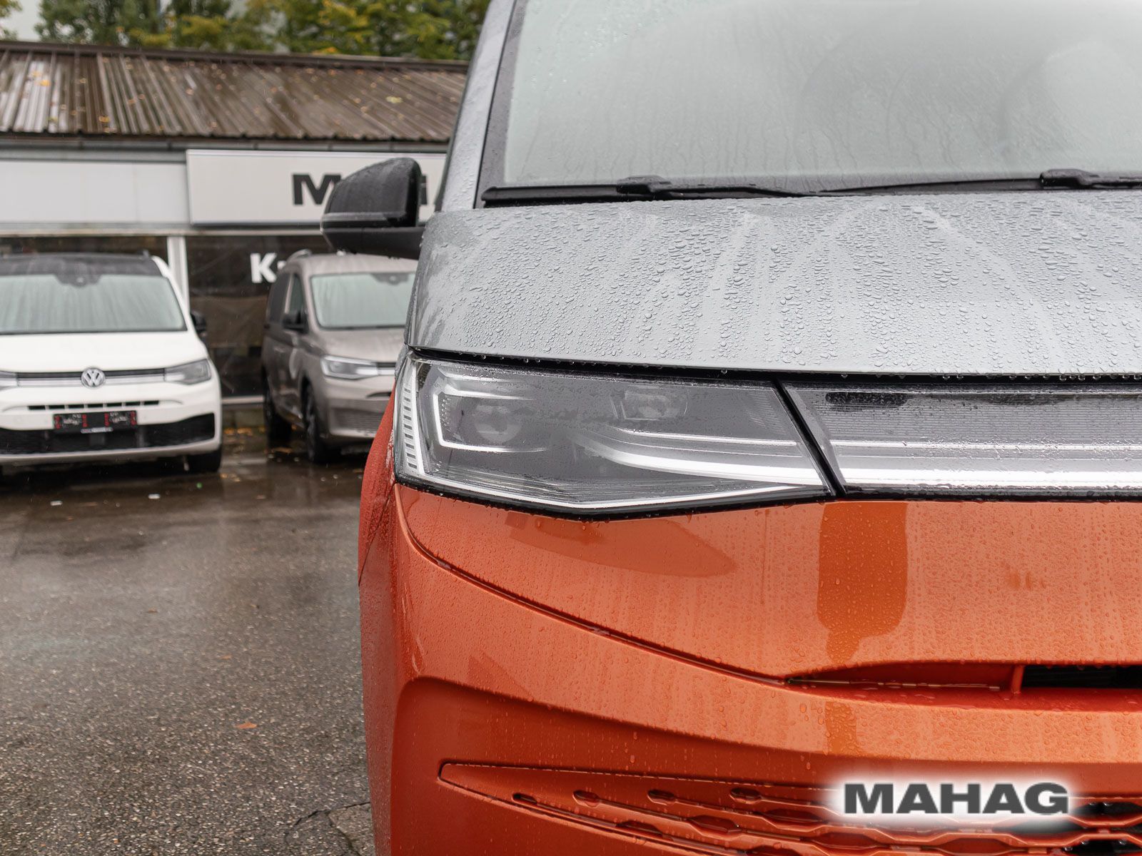 Fahrzeugabbildung Volkswagen T7 Multivan Life 1,4 l 110 kW eHybrid OPF 6-Gang