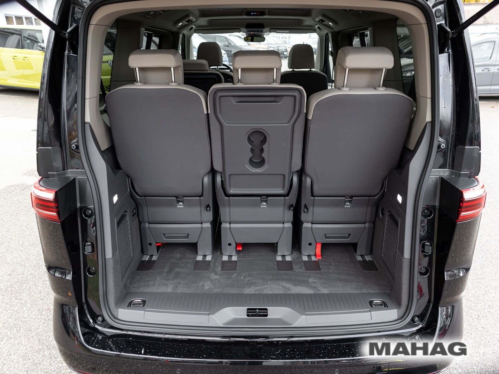 Fahrzeugabbildung Volkswagen T7 Multivan 4motion