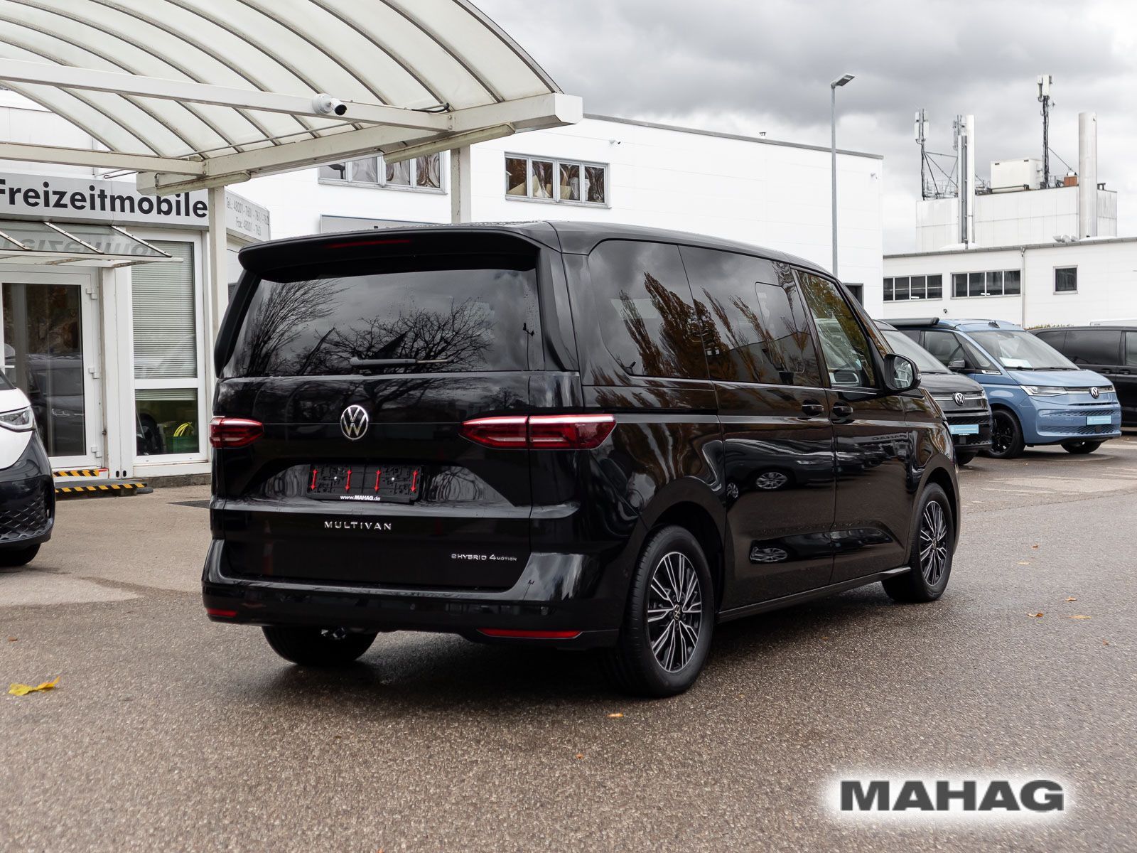 Fahrzeugabbildung Volkswagen T7 Multivan 4motion