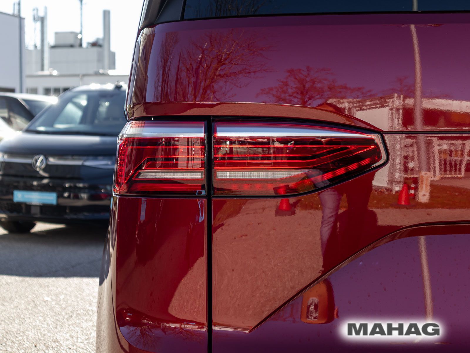 Fahrzeugabbildung Volkswagen Multivan StyleKÜ180Hyb AR