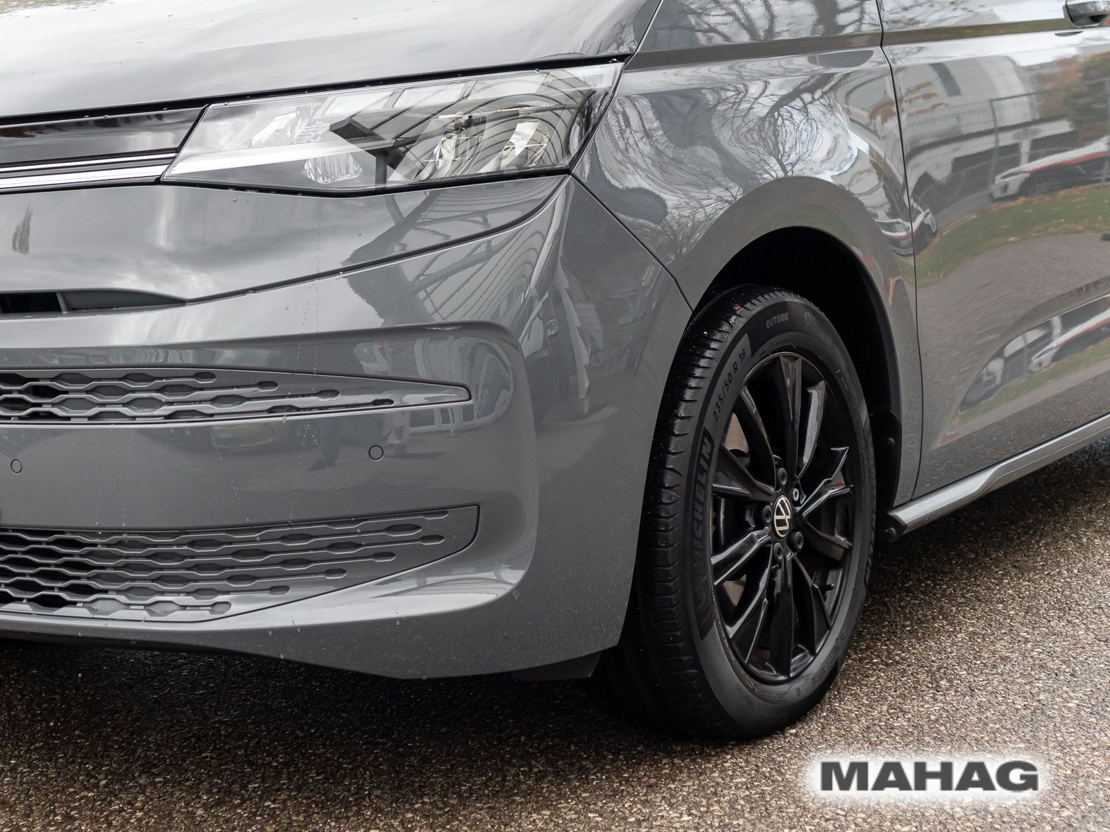 Fahrzeugabbildung Volkswagen Multivan Life 1,4 l 110 kW eHybrid OPF 6-Gang-DS