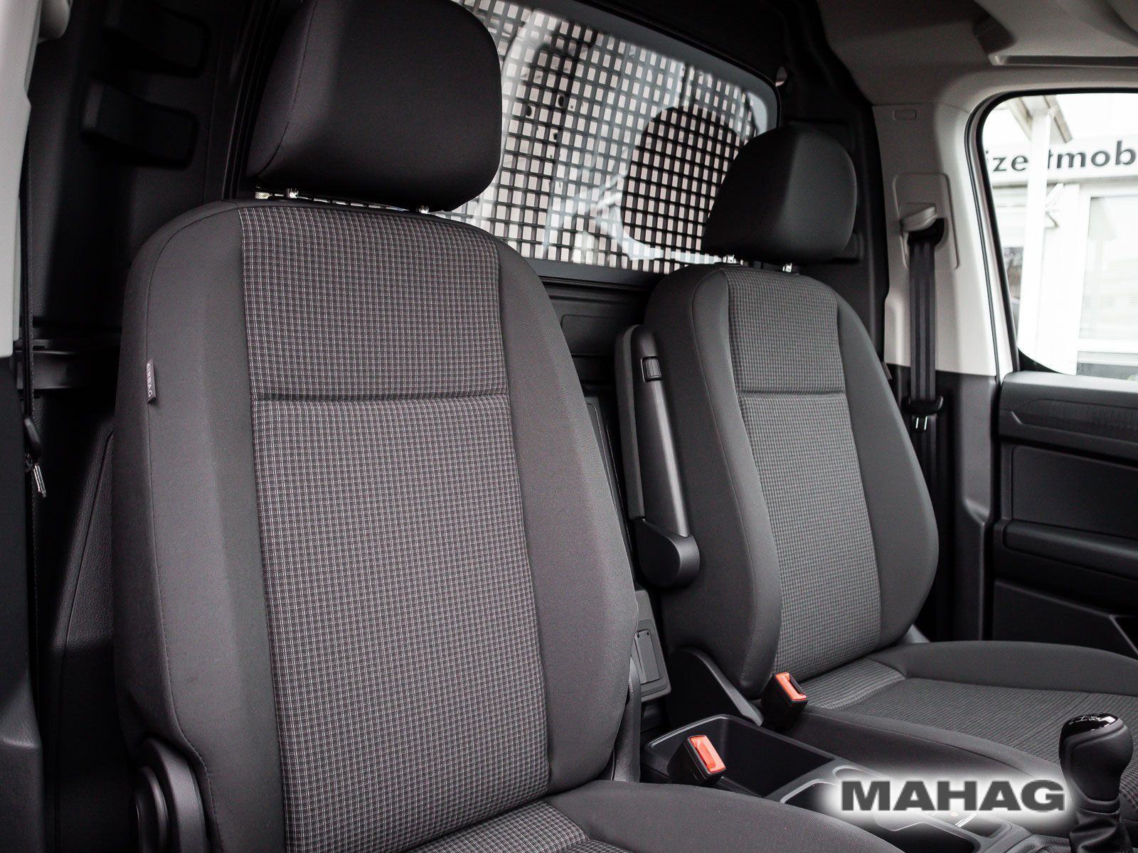 Fahrzeugabbildung Volkswagen Caddy Cargo Maxi 2,0l TDI 75 kW 6-Gang-Schaltget