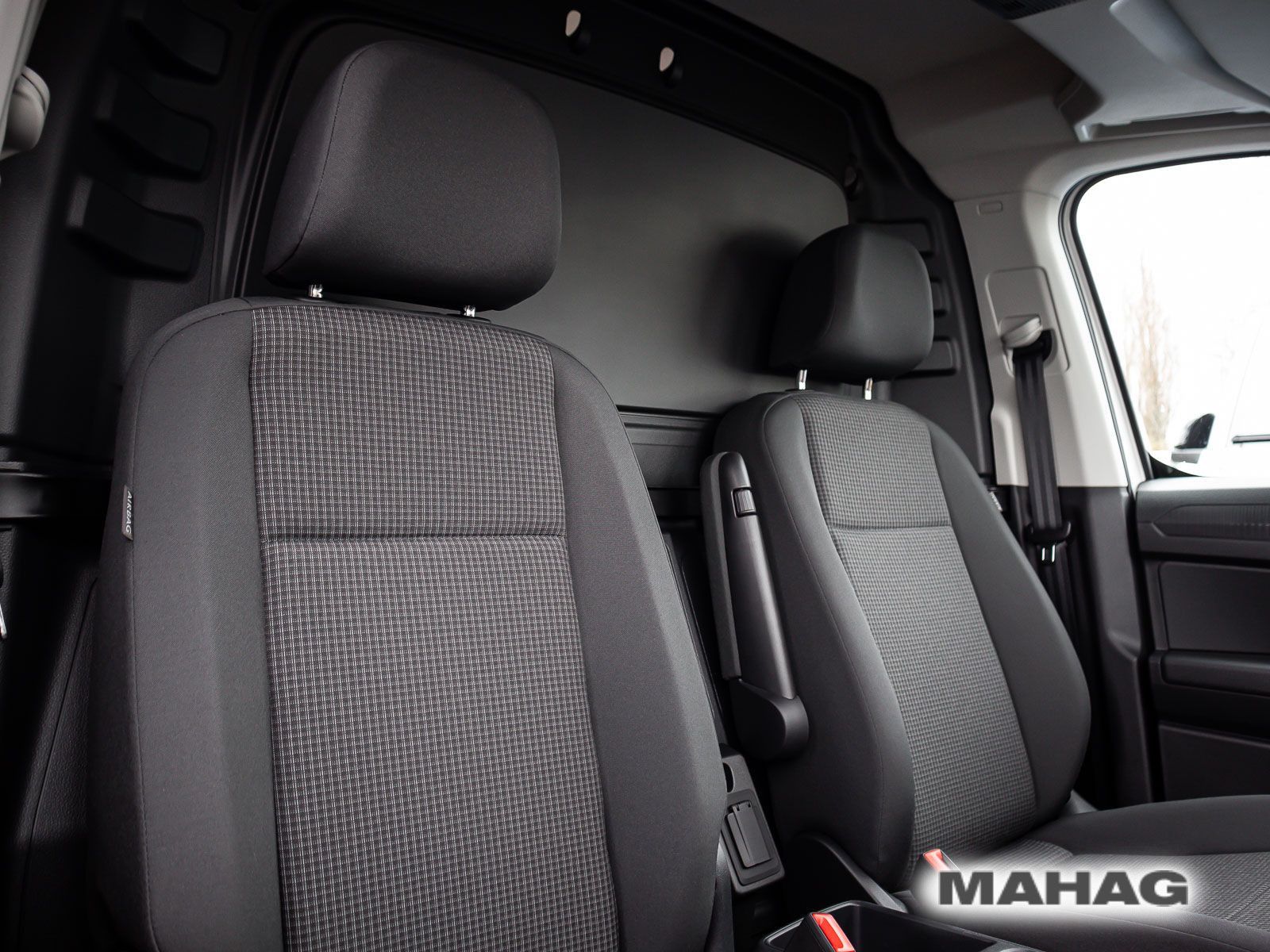 Fahrzeugabbildung Volkswagen Caddy Cargo 2,0l TDI 75 kW 6-Gang-Schaltgetriebe