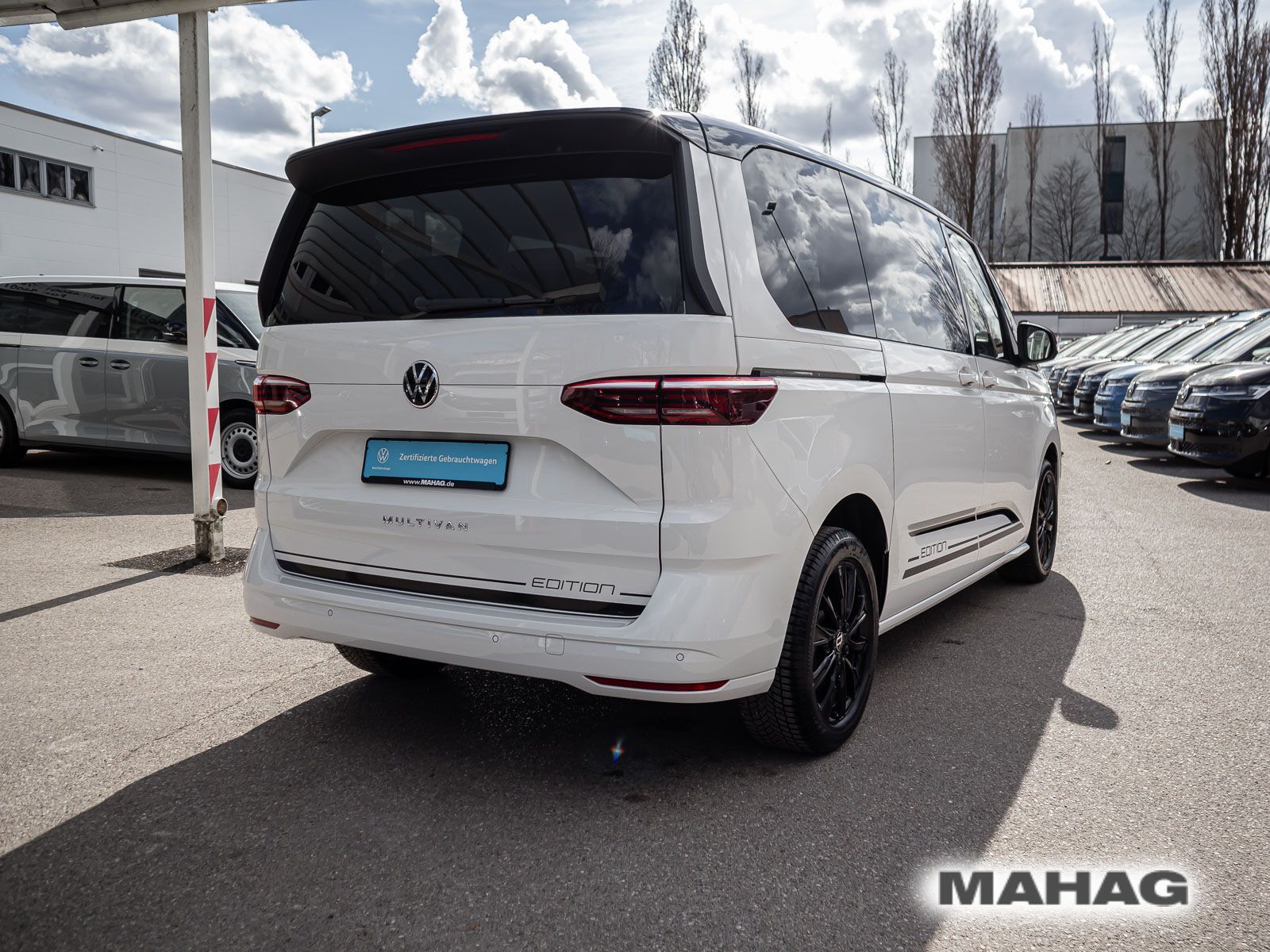 Fahrzeugabbildung Volkswagen Multivan Life