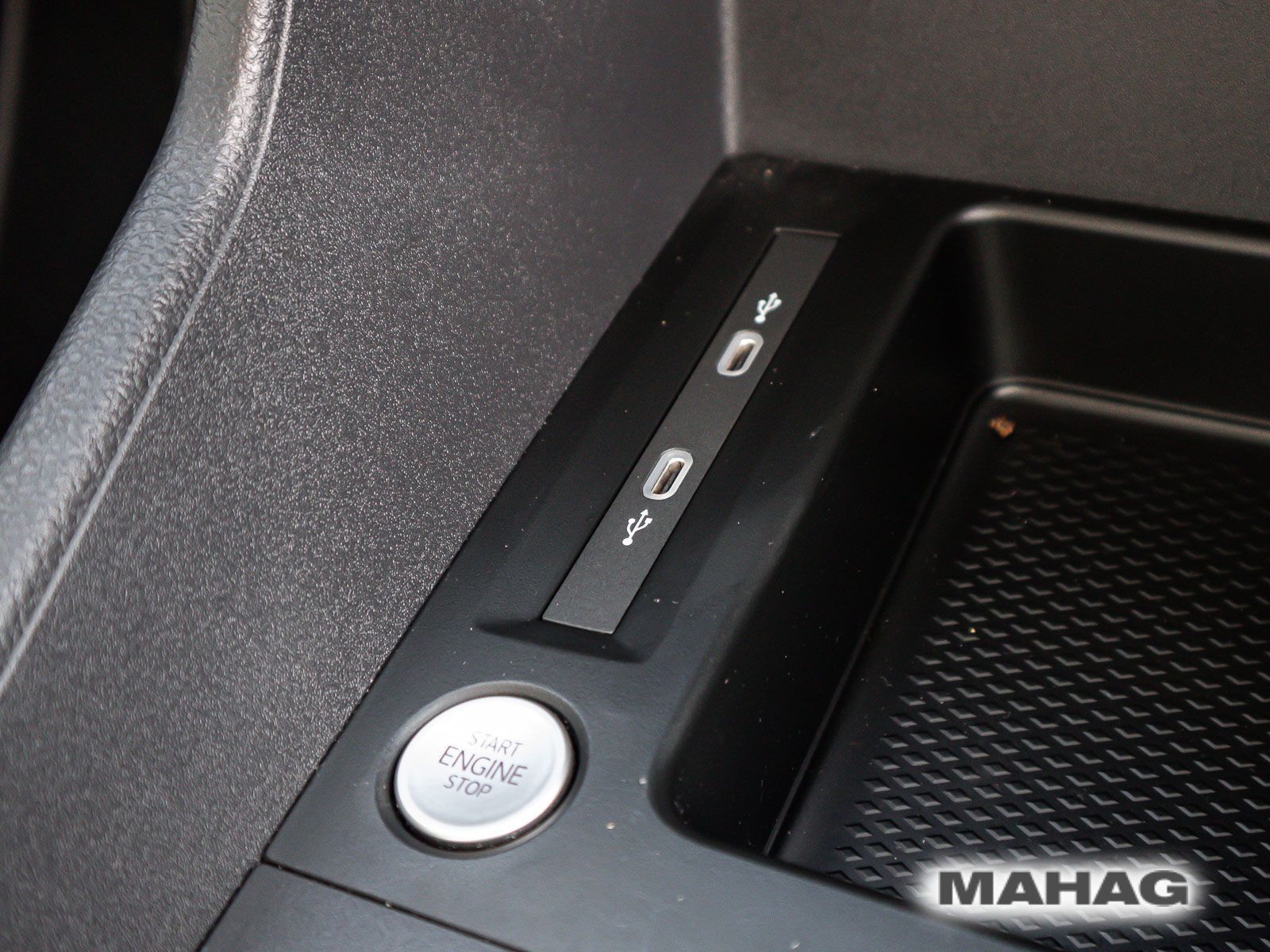 Fahrzeugabbildung Volkswagen Caddy Life 5-Sitzer 1,5 l 85 kW TSI EU6