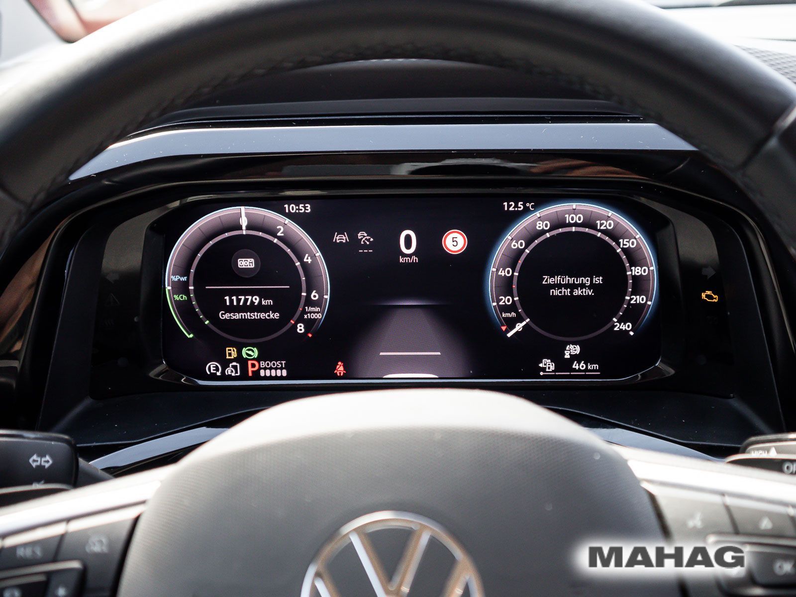 Fahrzeugabbildung Volkswagen Multivan Life