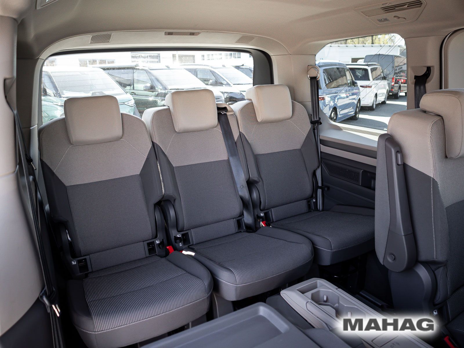 Fahrzeugabbildung Volkswagen Multivan Life