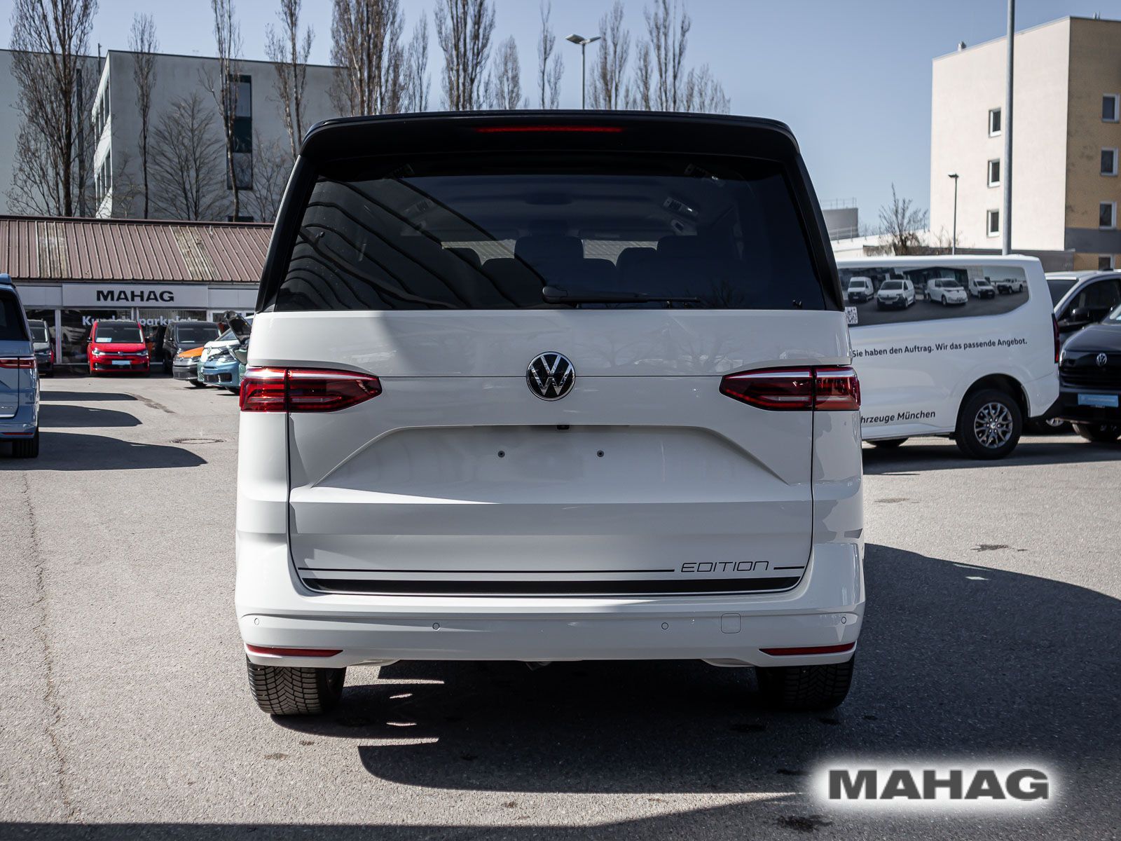 Fahrzeugabbildung Volkswagen Multivan Life KÜ 2.0 TDI