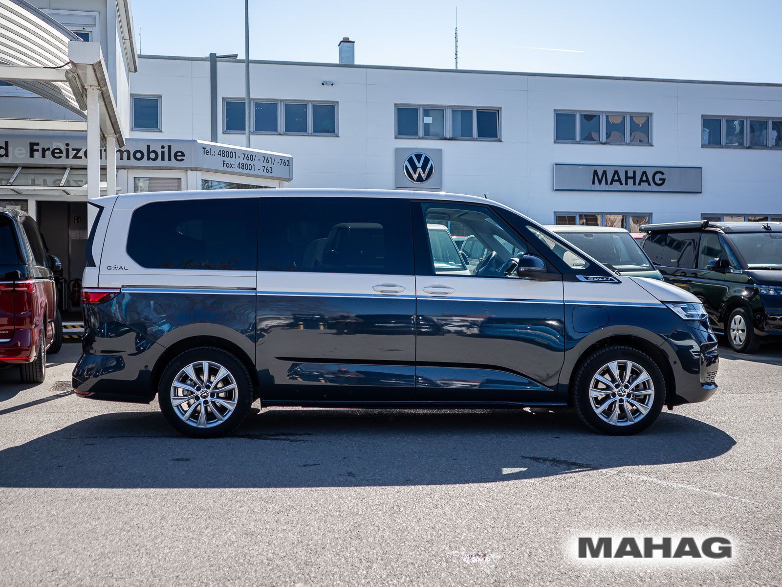 Fahrzeugabbildung Volkswagen Multivan Life130 kW eHybrid 4MOTION LÜ