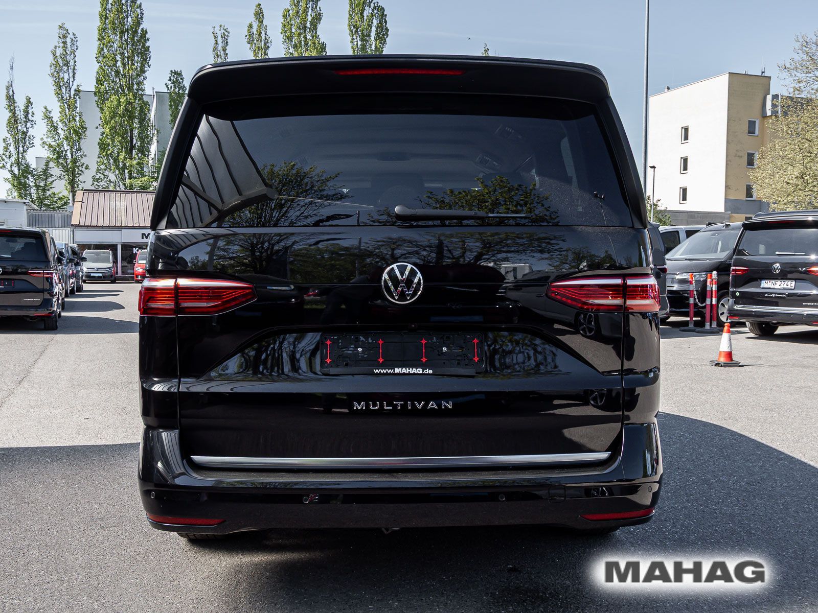 Fahrzeugabbildung Volkswagen Multivan Langversion Style TDI