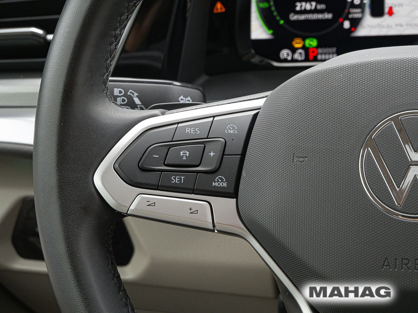 Fahrzeugabbildung Volkswagen Multivan Langversion Style Hybrid 4Motion