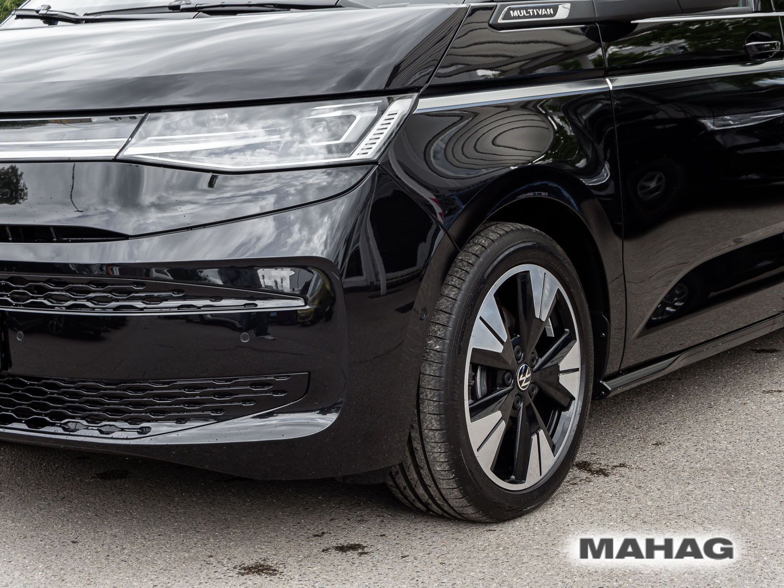 Fahrzeugabbildung Volkswagen Multivan Langversion Style Hybrid 4Motion