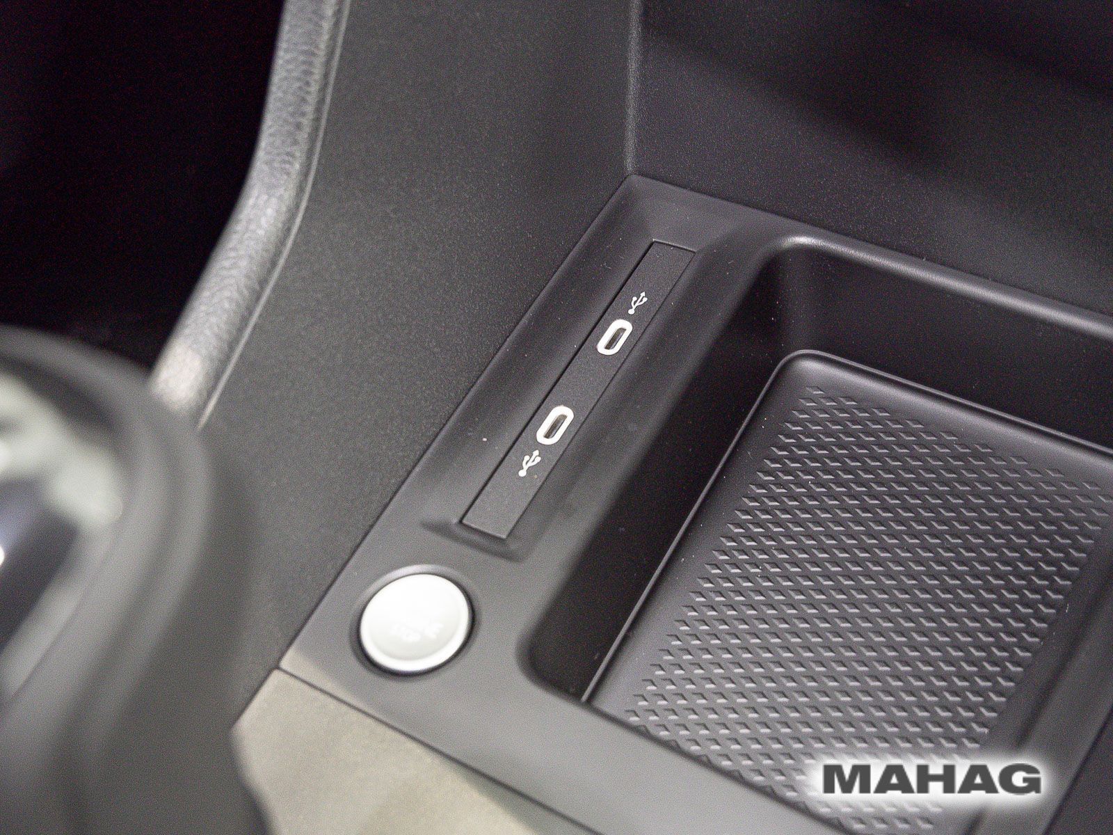 Fahrzeugabbildung Volkswagen Caddy Cargo Maxi 2,0l TDI 75kW 6-Gang-Schaltgetr