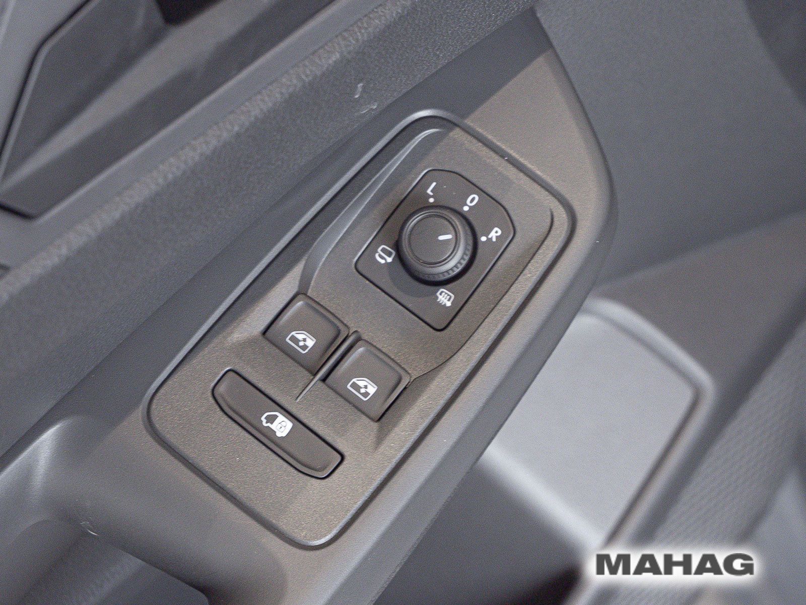 Fahrzeugabbildung Volkswagen Caddy Cargo Maxi 2,0l TDI 75kW 6-Gang-Schaltgetr