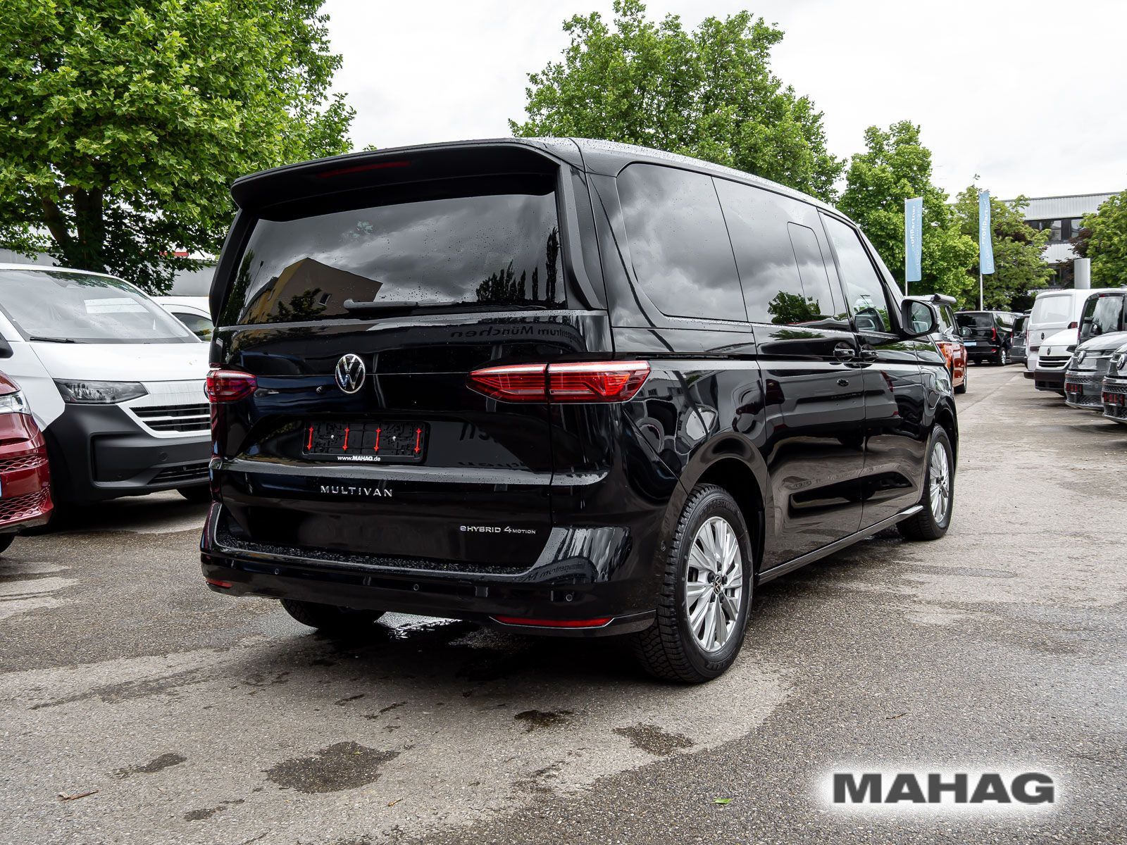 Fahrzeugabbildung Volkswagen Multivan Hybrid Kurzer Überhang