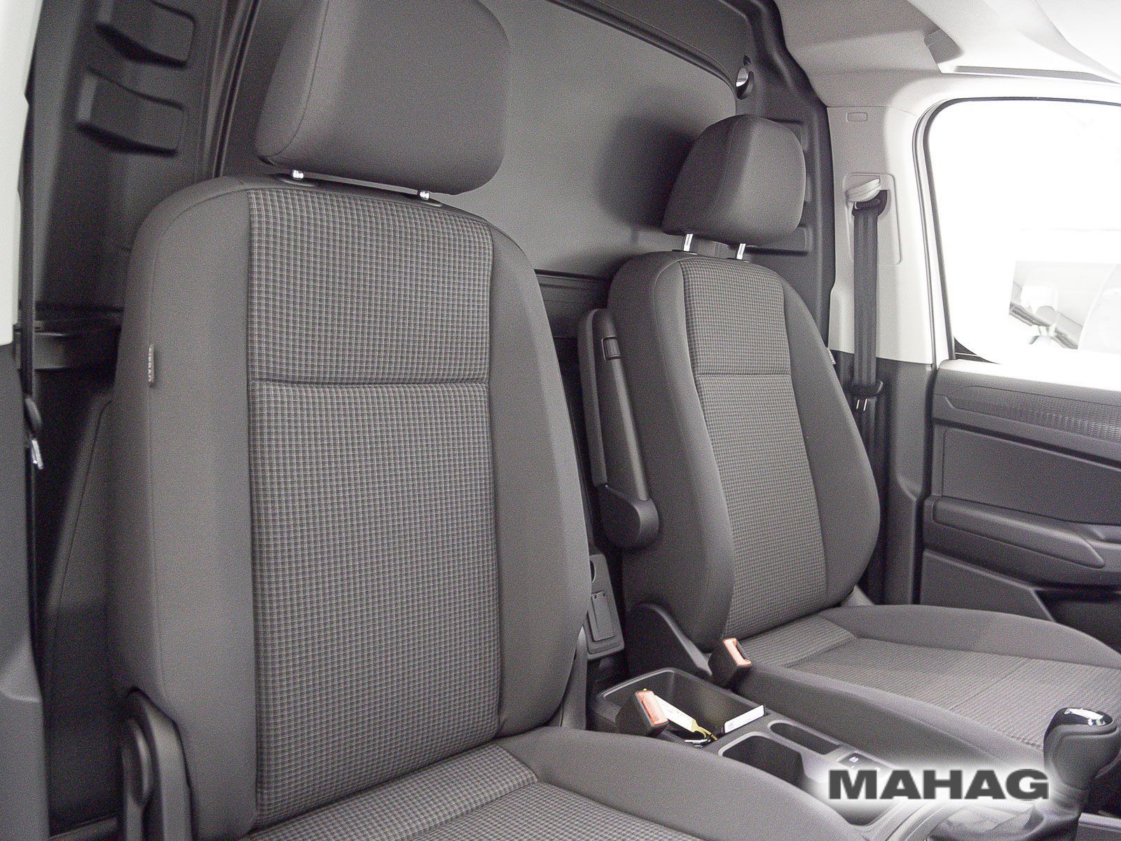Fahrzeugabbildung Volkswagen Caddy Cargo Maxi 2,0l TDI 75kW 6-Gang-Schaltgetr