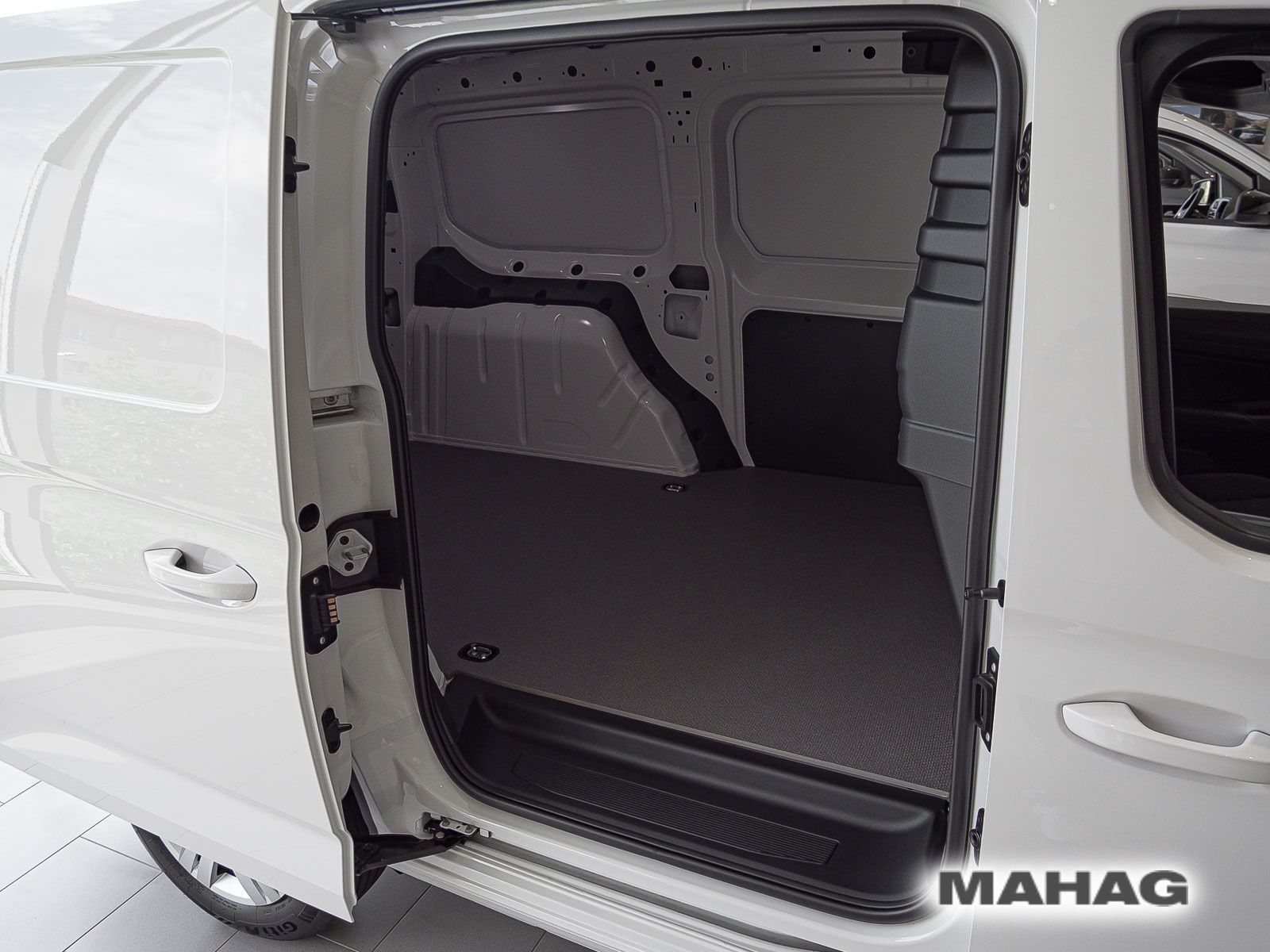 Fahrzeugabbildung Volkswagen Caddy Cargo Maxi 2,0l TDI 75kW 6-Gang-Schaltgetr