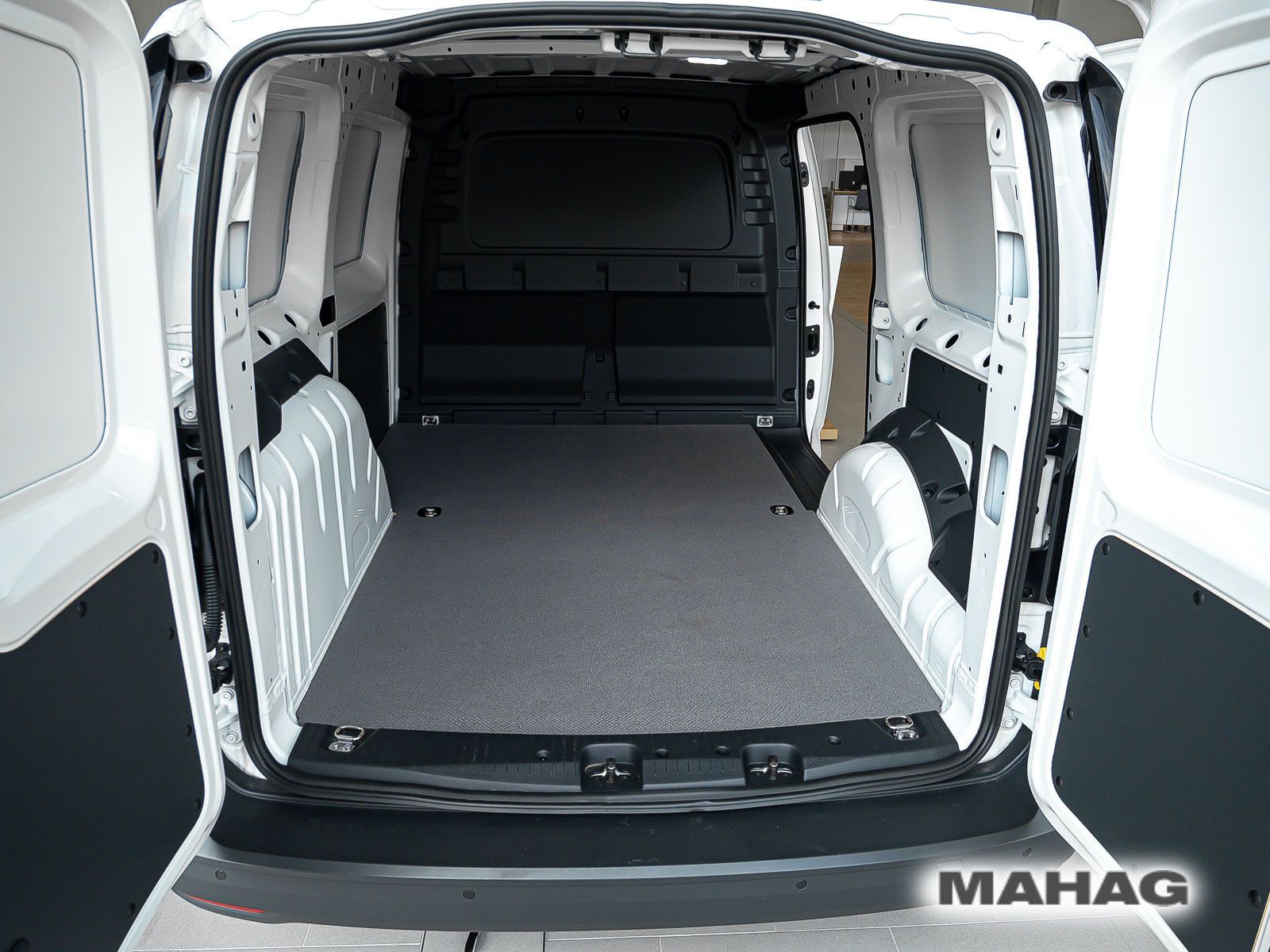 Fahrzeugabbildung Volkswagen Caddy Cargo Maxi 2,0l TDI 75kW 6-Gang-Schaltgetr
