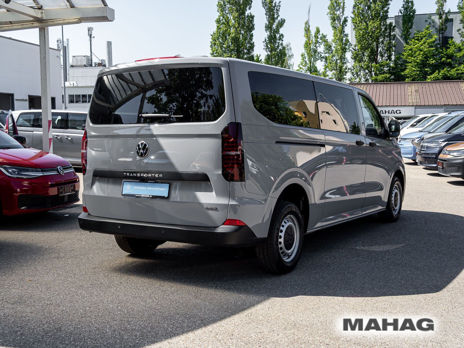 Fahrzeugabbildung Volkswagen Transporter Kombi Langer Radstand 4motion, AG8