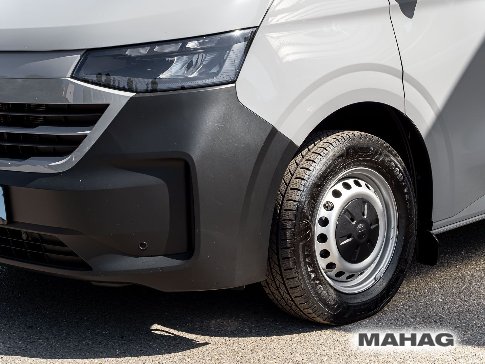 Fahrzeugabbildung Volkswagen Transporter Kombi Langer Radstand 4motion, AG8