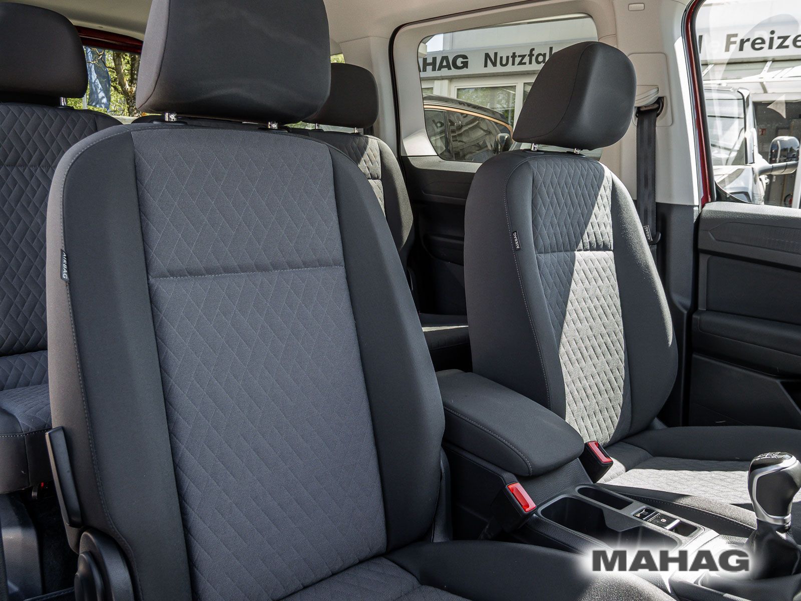 Fahrzeugabbildung Volkswagen Caddy Maxi Life TDI 75