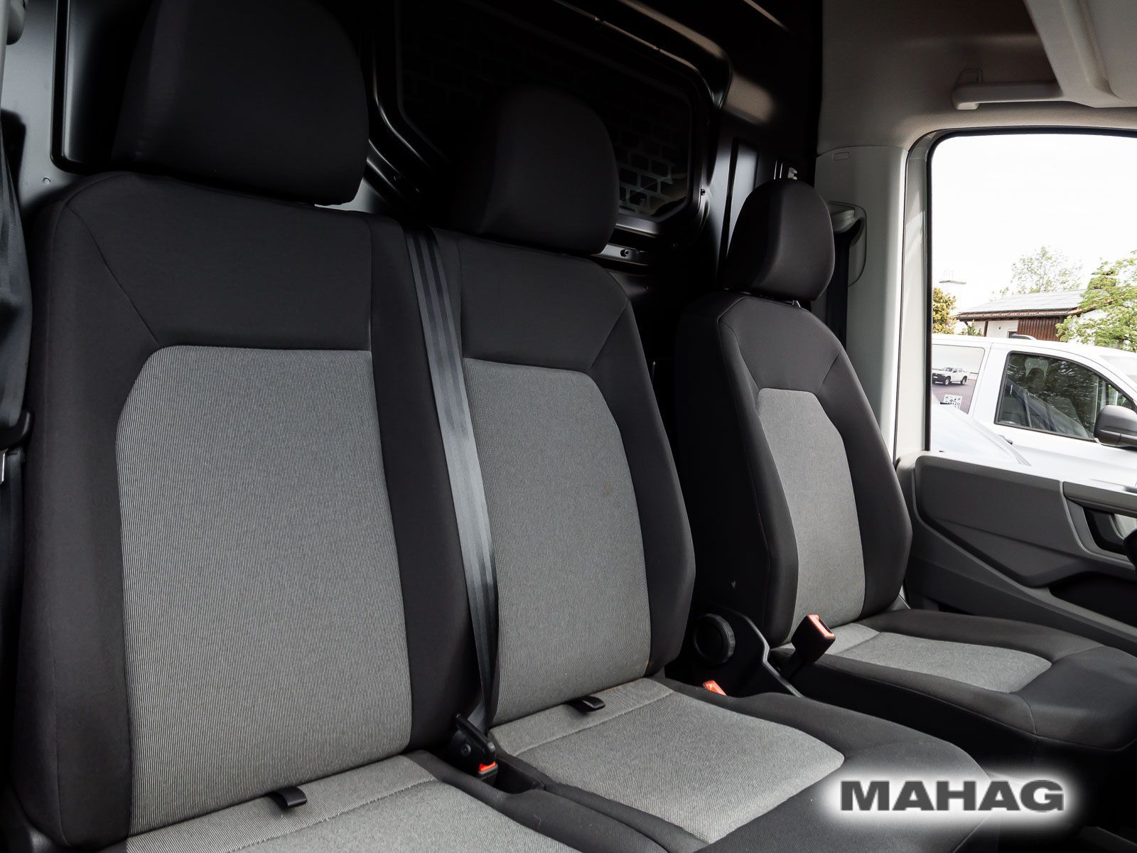 Fahrzeugabbildung Volkswagen Crafter Kasten langer Radstand