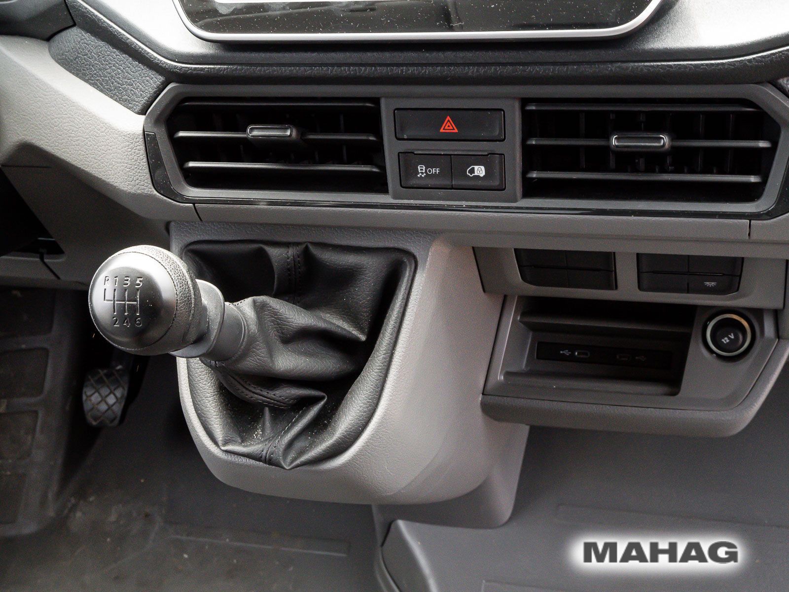 Fahrzeugabbildung Volkswagen Crafter Kasten langer Radstand