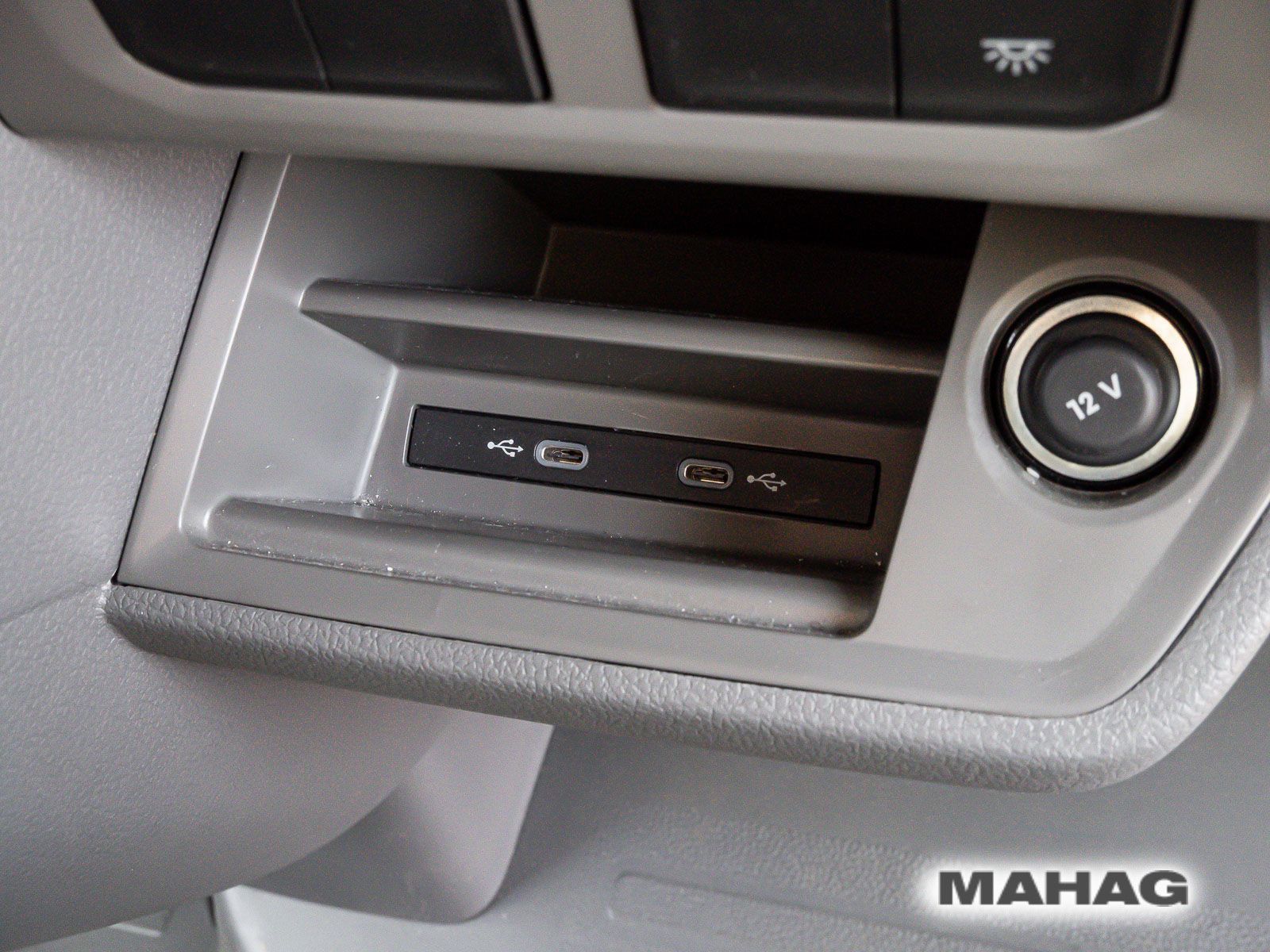 Fahrzeugabbildung Volkswagen Crafter Kasten langer Radstand