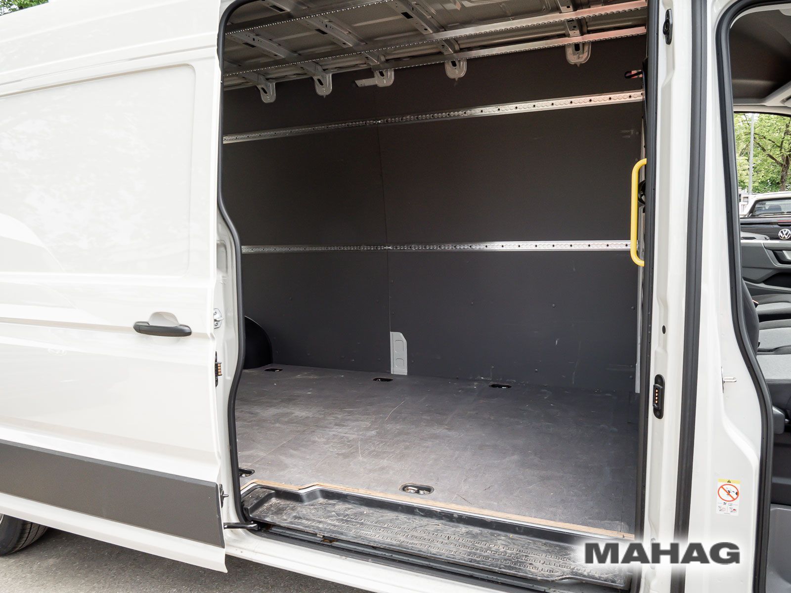 Fahrzeugabbildung Volkswagen Crafter Kasten langer Radstand