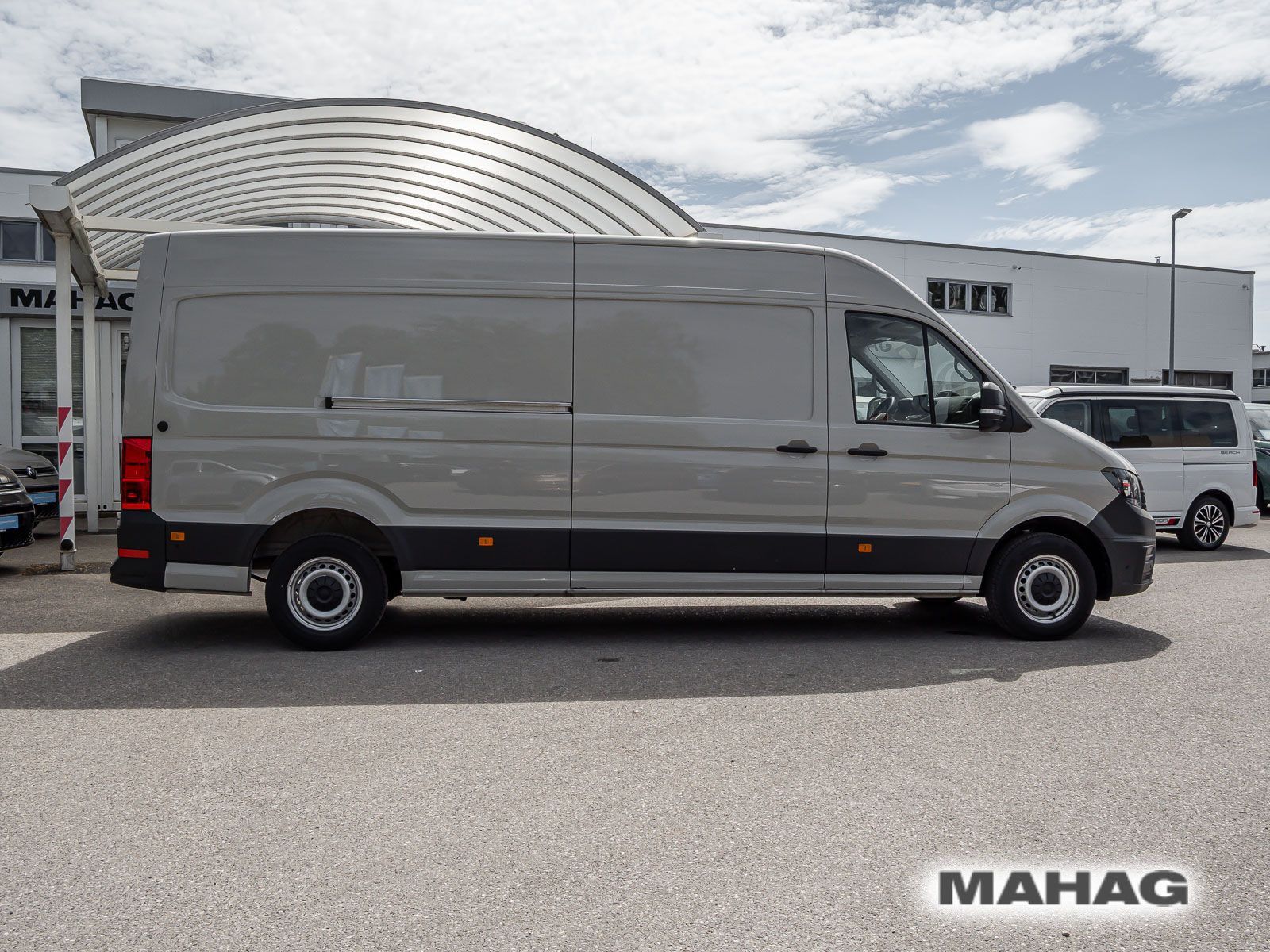 Fahrzeugabbildung Volkswagen Crafter Kasten langer Radstand