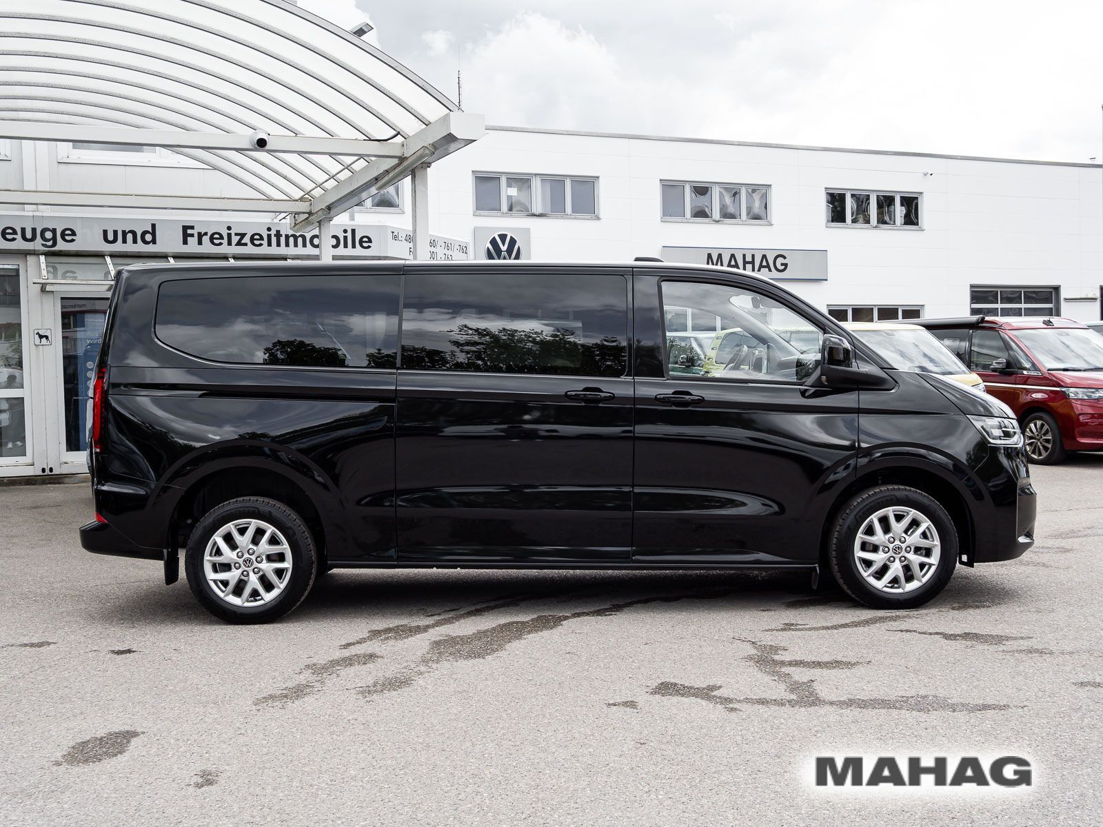 Fahrzeugabbildung Volkswagen Caravelle langer Radstand Style