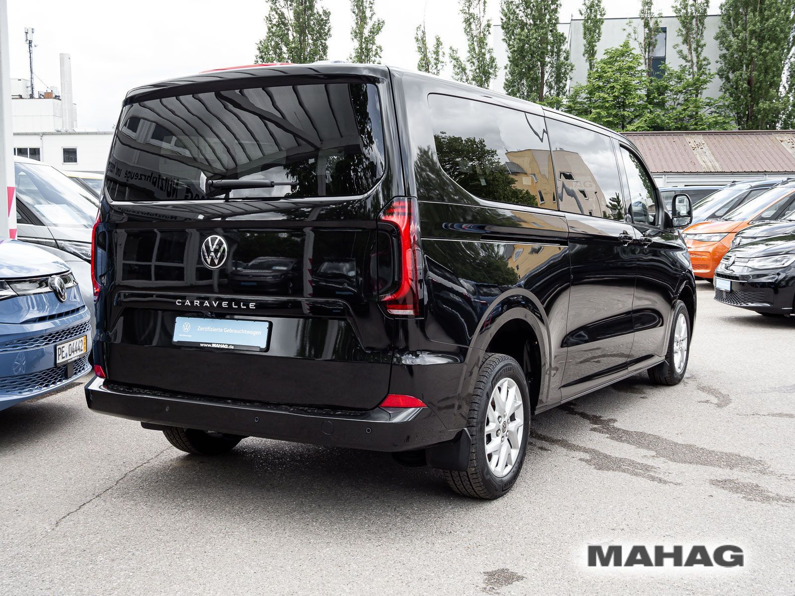 Fahrzeugabbildung Volkswagen Caravelle langer Radstand Style