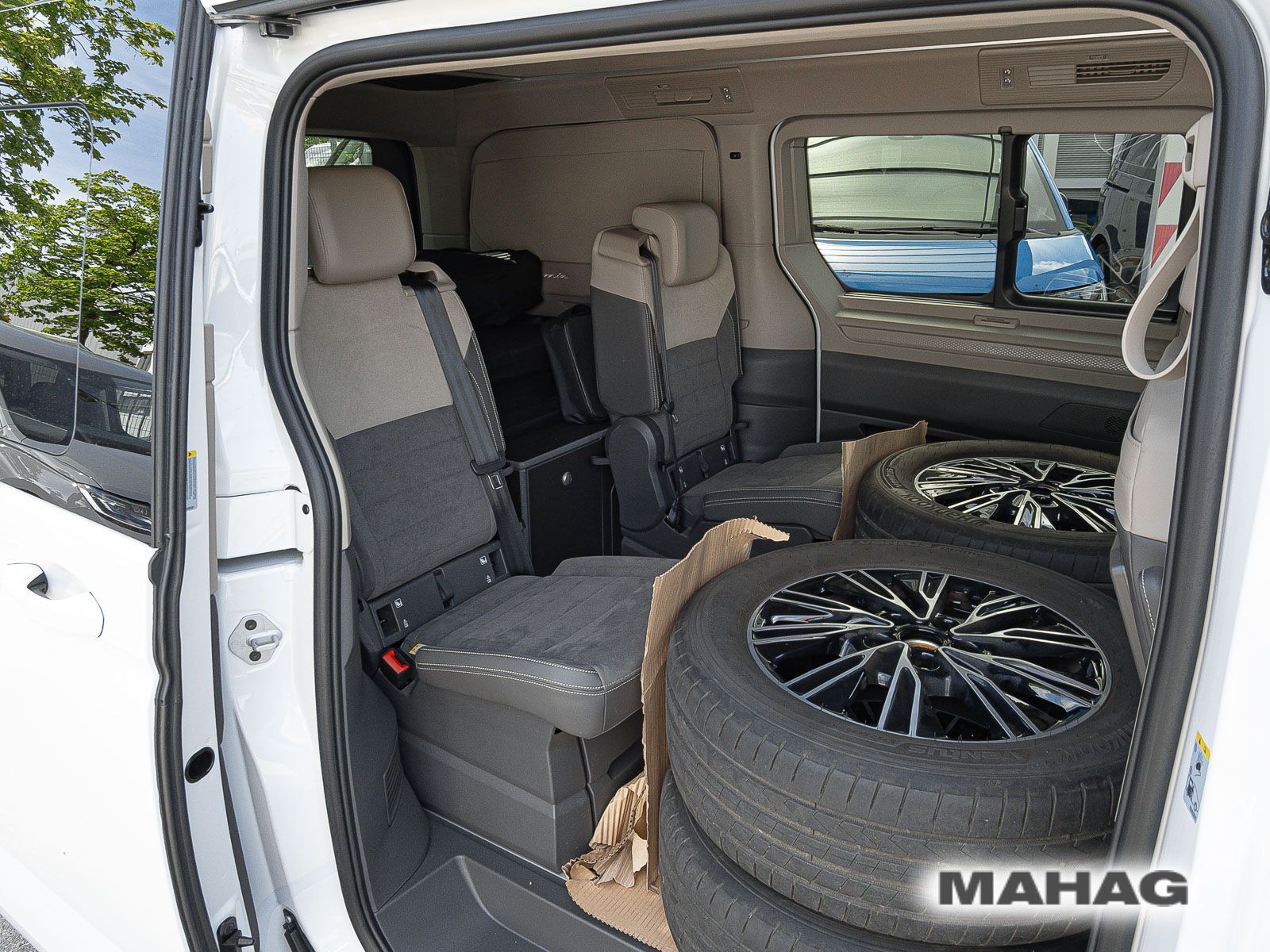 Fahrzeugabbildung Volkswagen California Beach Tour