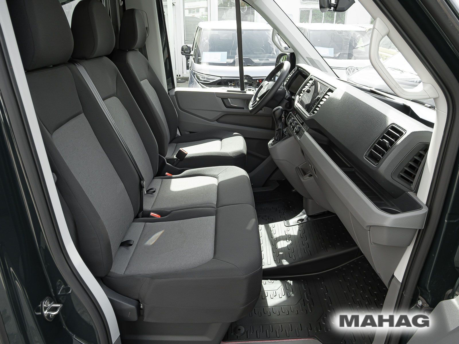 Fahrzeugabbildung Volkswagen Crafter Kasten langer Radstand