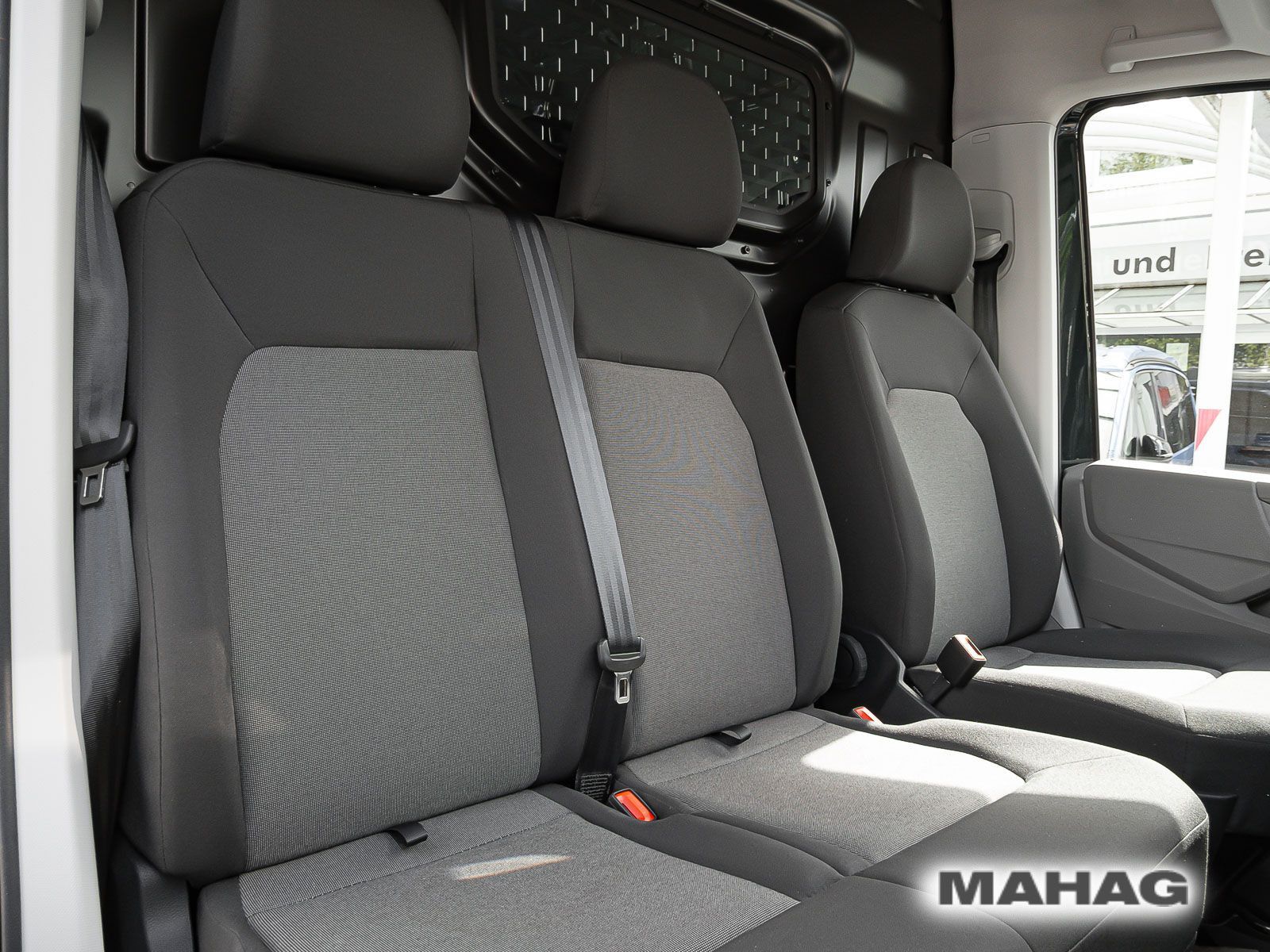 Fahrzeugabbildung Volkswagen Crafter Kasten langer Radstand