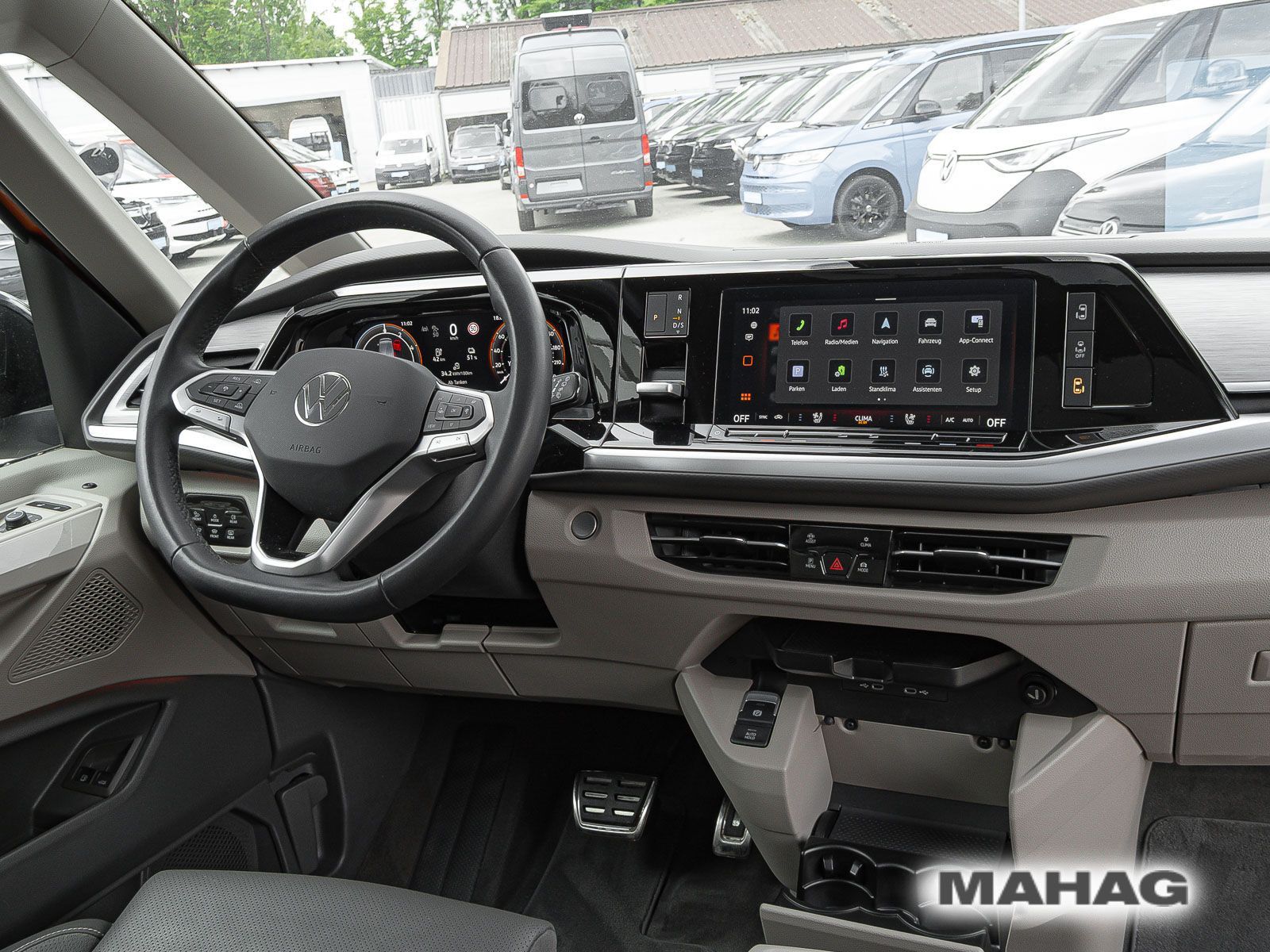Fahrzeugabbildung Volkswagen Multivan Langversion Style Hybrid 4Motion