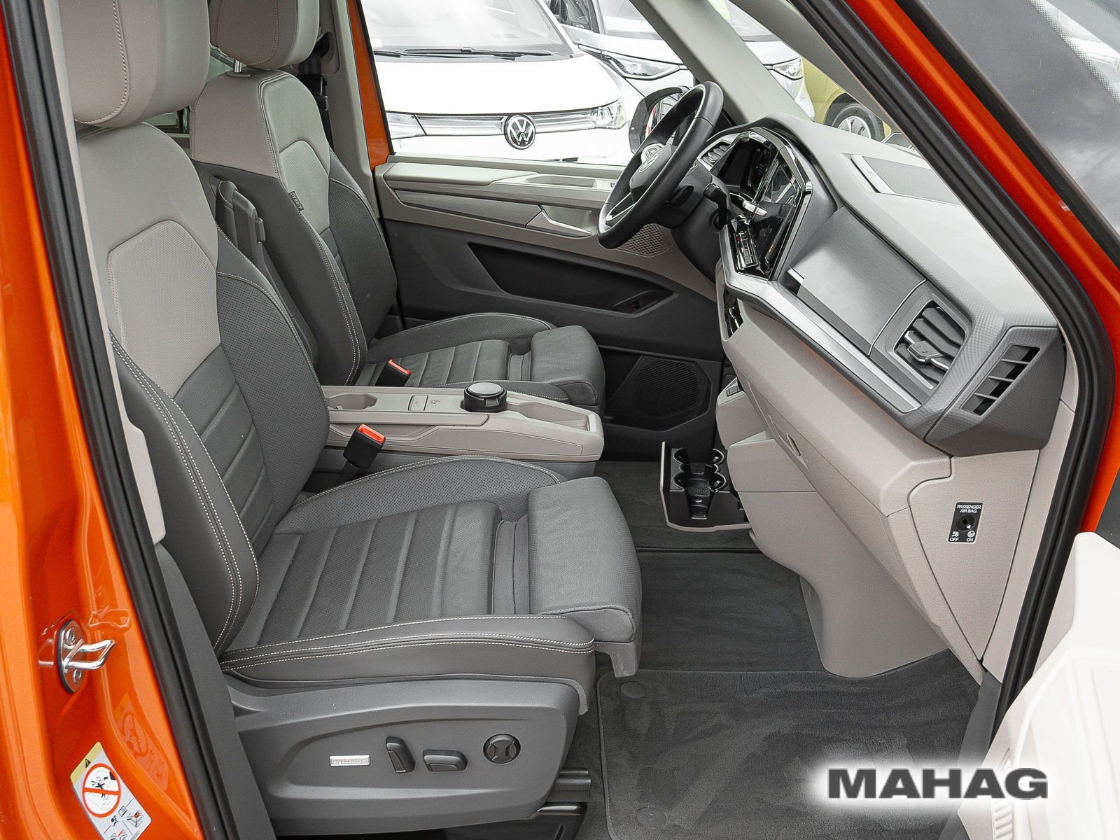 Fahrzeugabbildung Volkswagen Multivan Langversion Style Hybrid 4Motion