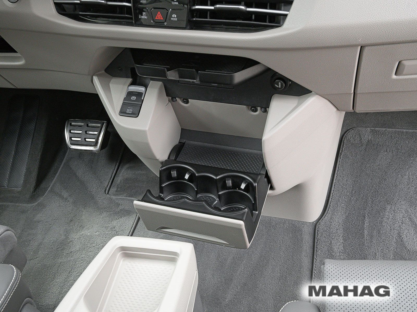 Fahrzeugabbildung Volkswagen Multivan Langversion Style Hybrid 4Motion