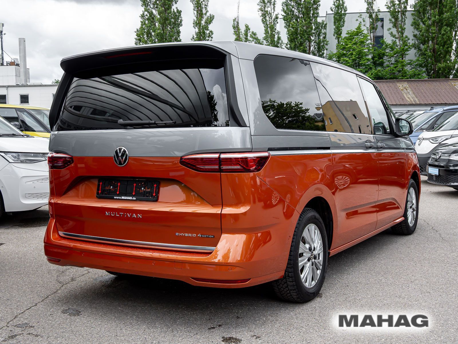 Fahrzeugabbildung Volkswagen Multivan Langversion Style Hybrid 4Motion