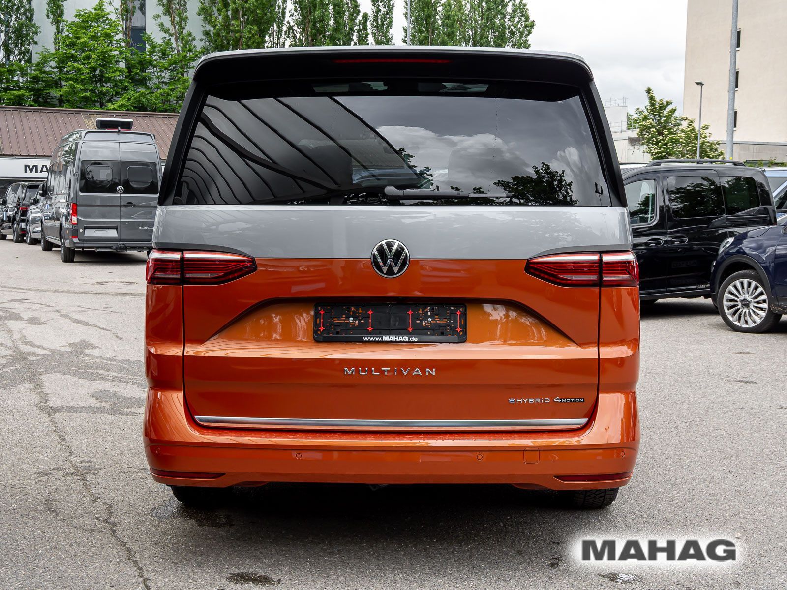 Fahrzeugabbildung Volkswagen Multivan Langversion Style Hybrid 4Motion
