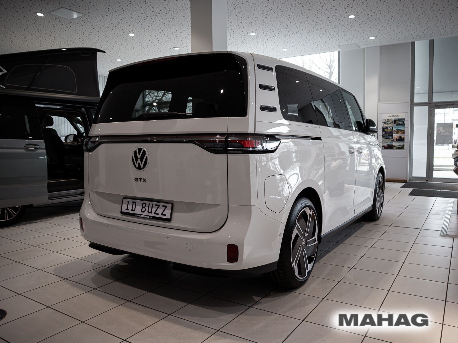 Fahrzeugabbildung Volkswagen ID.Buzz GTX 4MOTION KR 250 kW (340 PS) 4MOTION