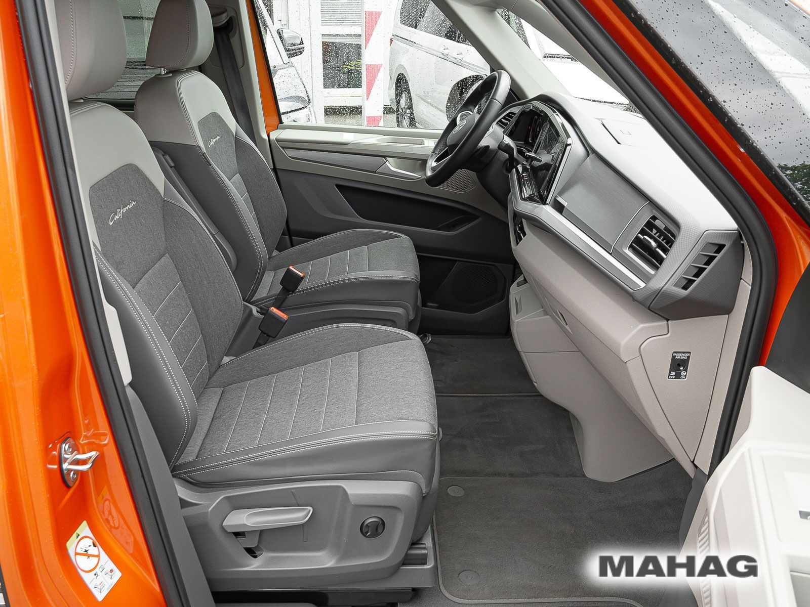 Fahrzeugabbildung Volkswagen California Ocean Hybrid 4Motion