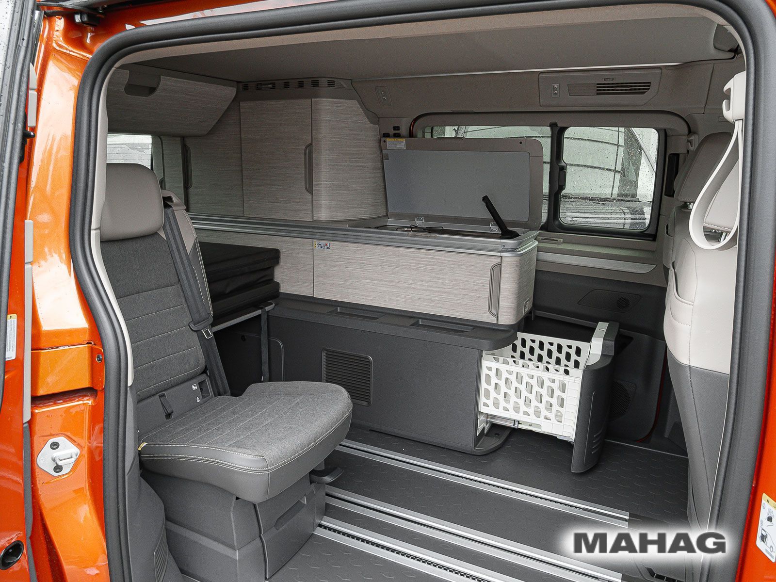 Fahrzeugabbildung Volkswagen California Ocean Hybrid 4Motion